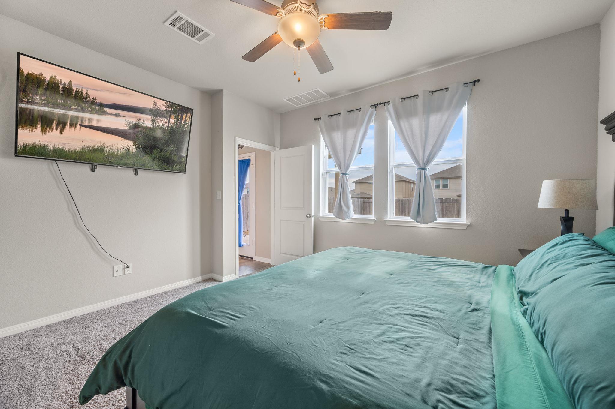 133 Outlaw Dr, Liberty Hill, TX 78642