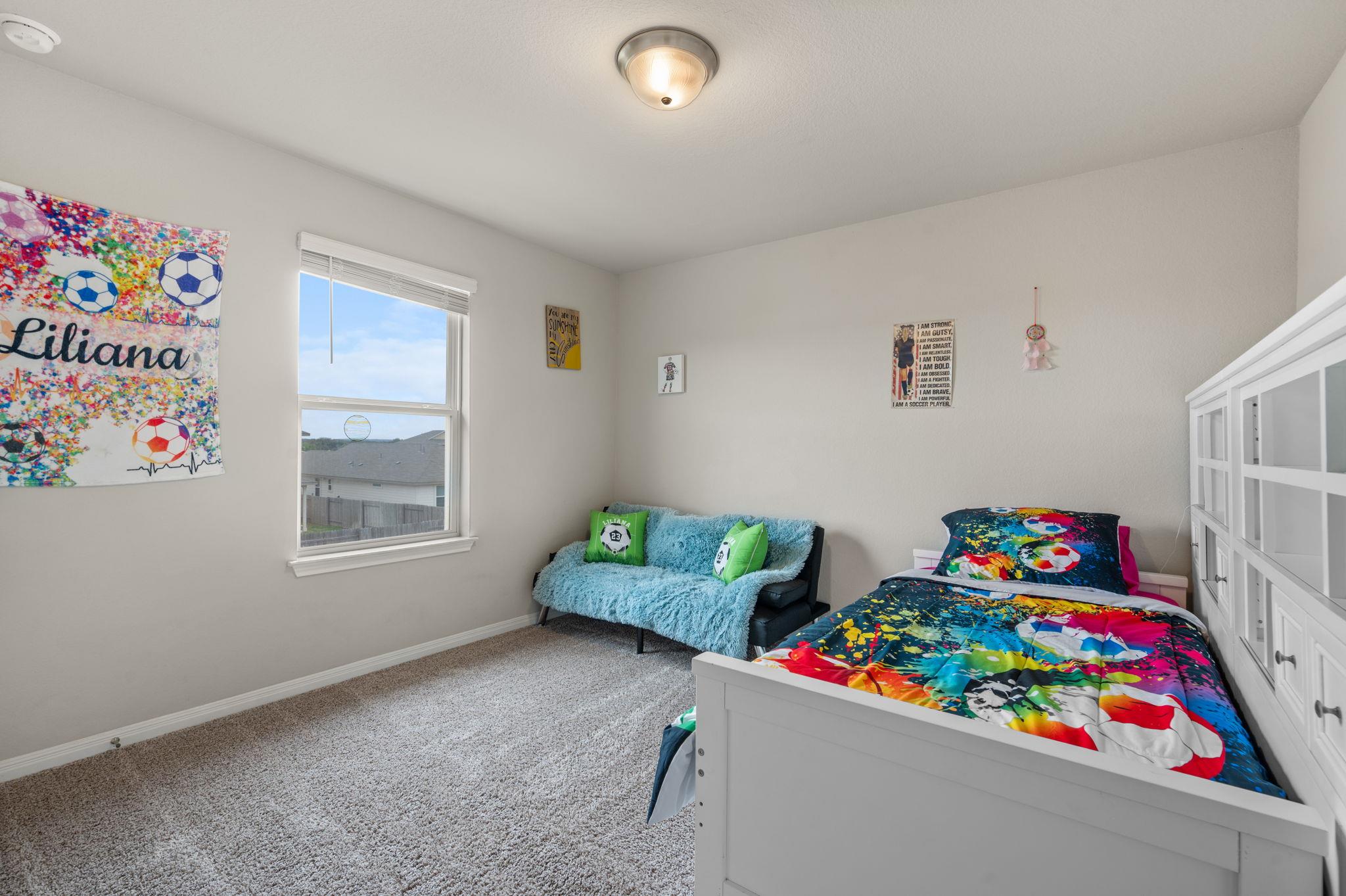 133 Outlaw Dr, Liberty Hill, TX 78642