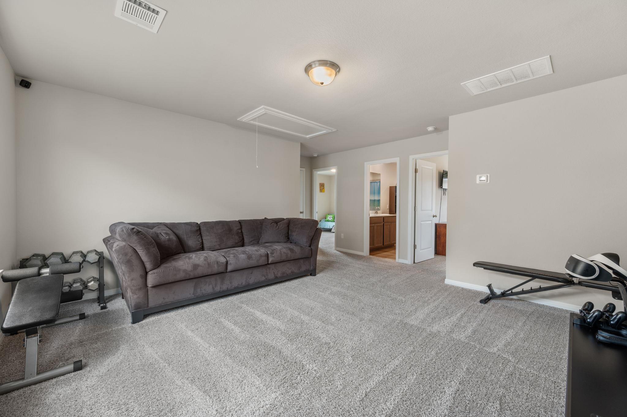 133 Outlaw Dr, Liberty Hill, TX 78642