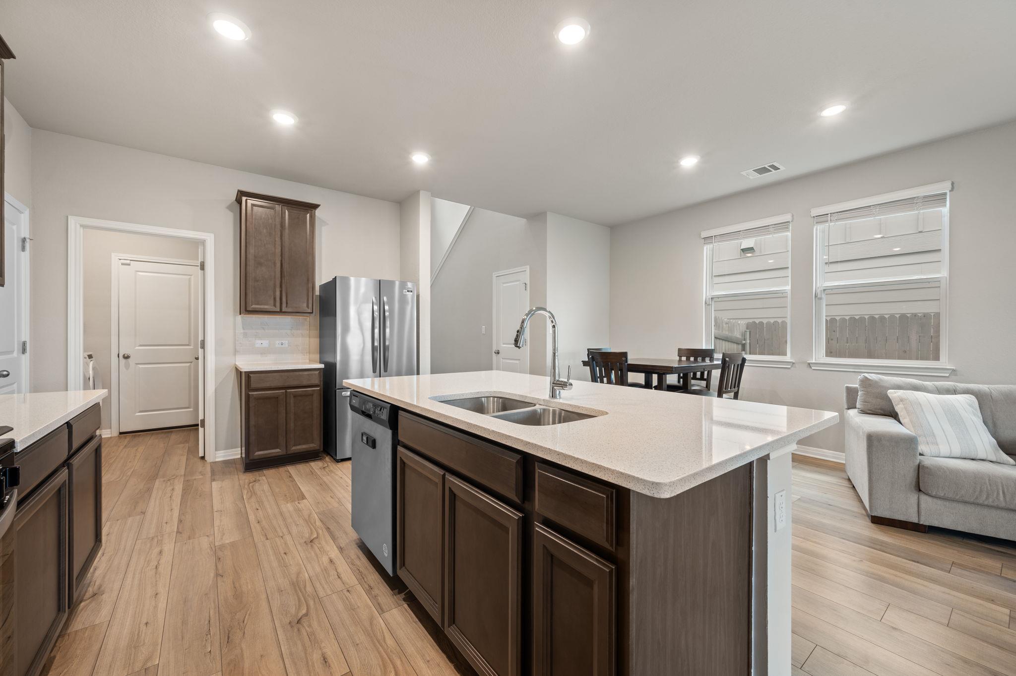 133 Outlaw Dr, Liberty Hill, TX 78642