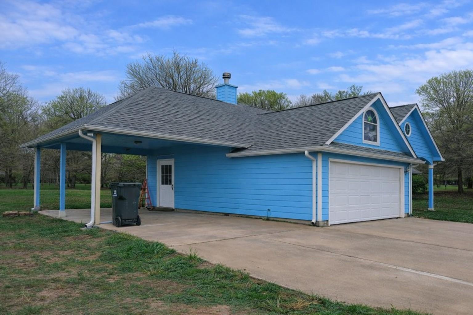 132 Enchanted Cv, Cedar Creek, TX 75156