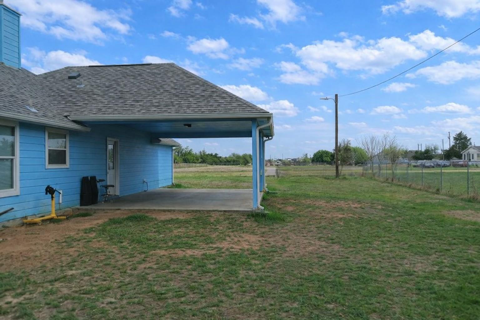 132 Enchanted Cv, Cedar Creek, TX 75156