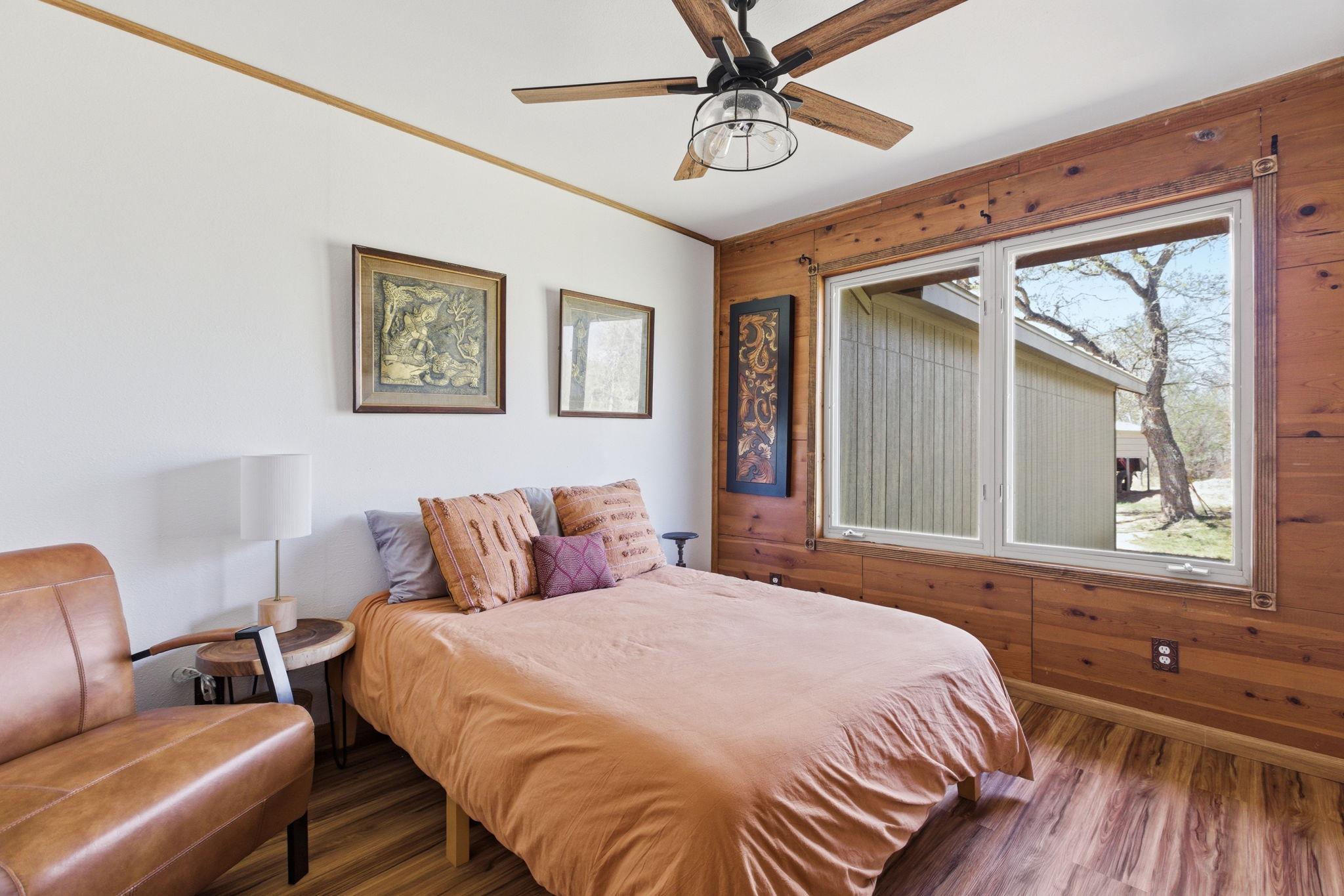 18335 FM 86, Red Rock, TX 78662