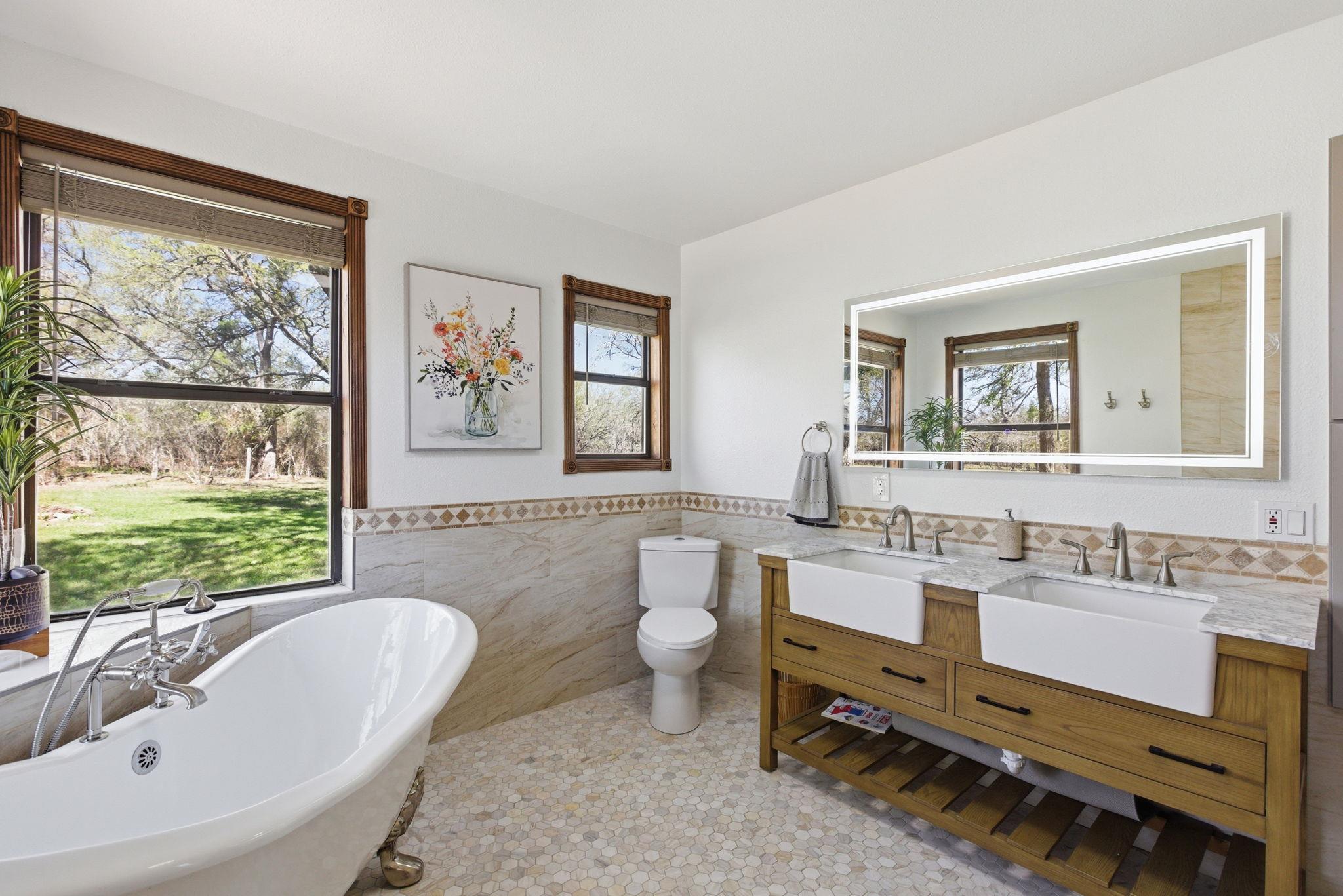 18335 FM 86, Red Rock, TX 78662