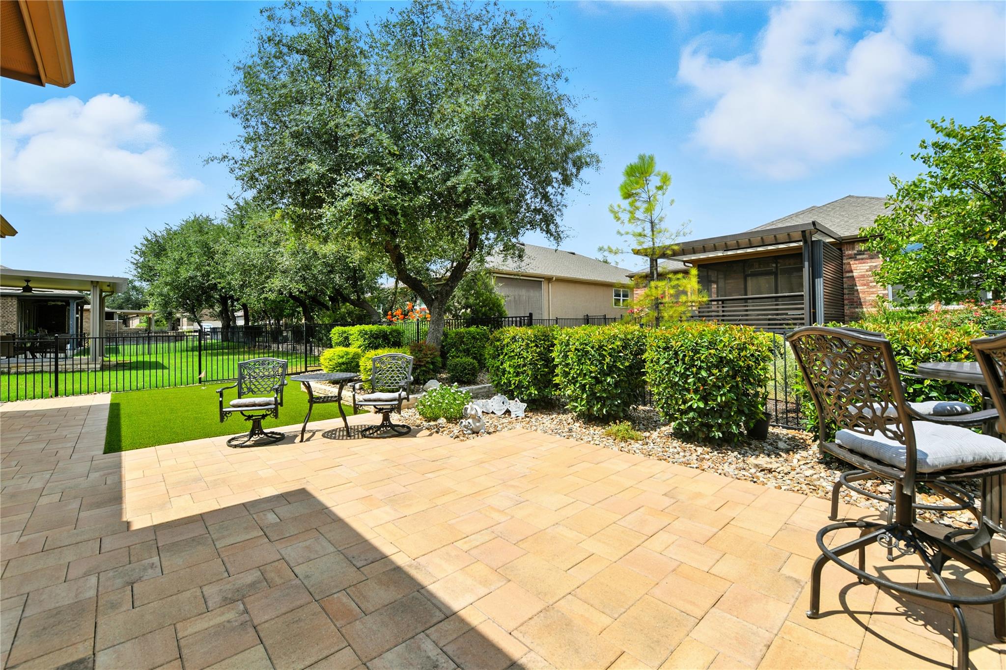 107 Calhoun Ln, Georgetown, TX 78633