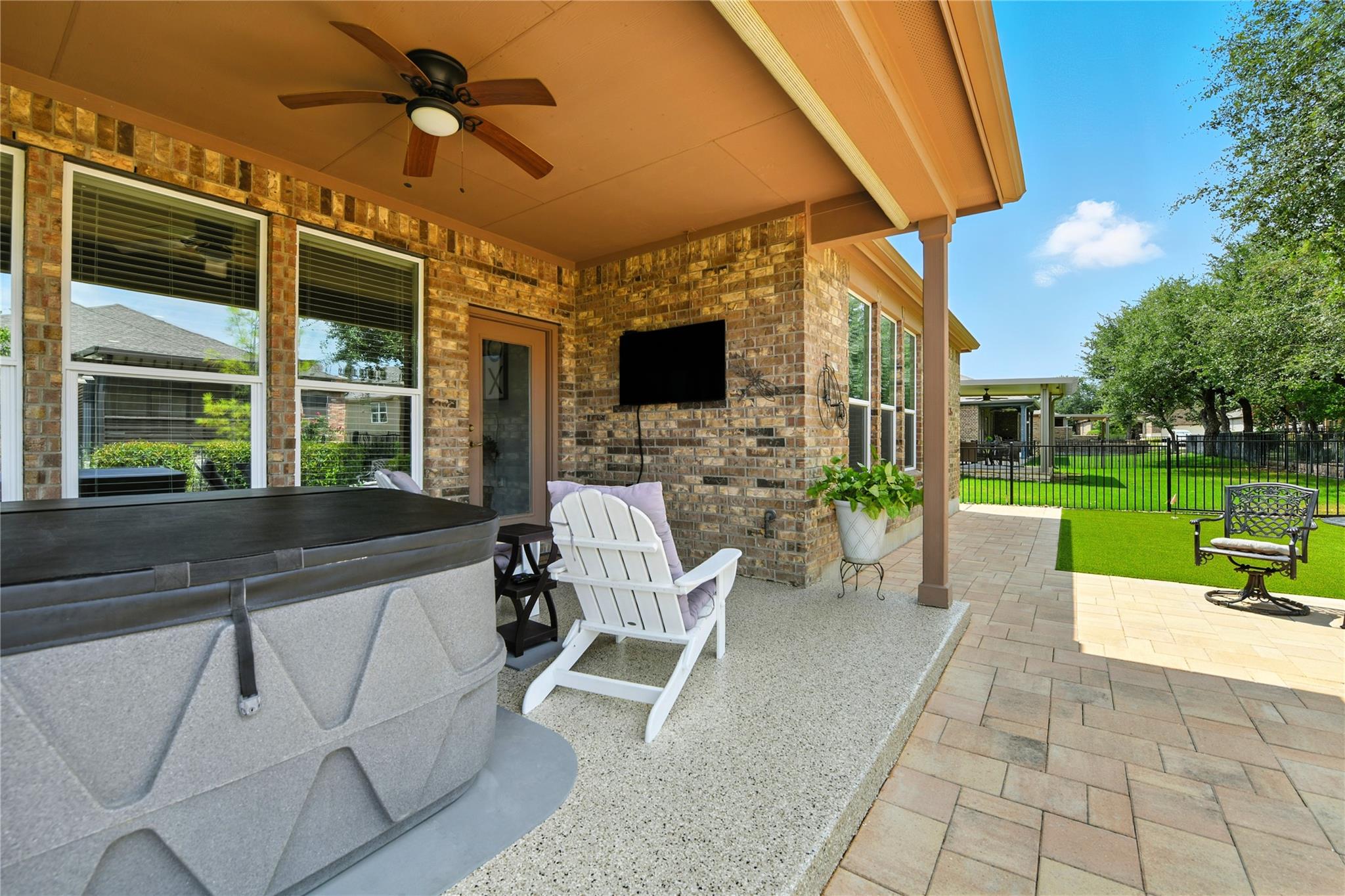 107 Calhoun Ln, Georgetown, TX 78633