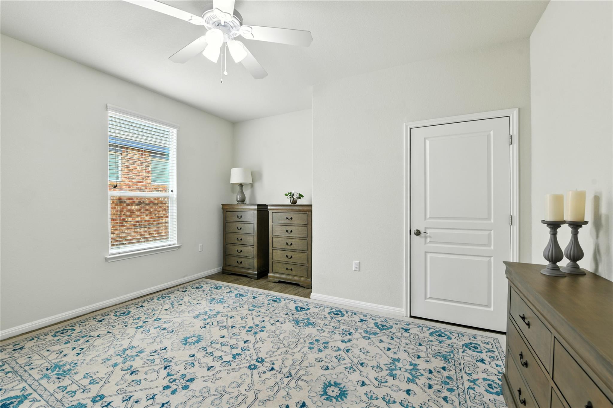 107 Calhoun Ln, Georgetown, TX 78633