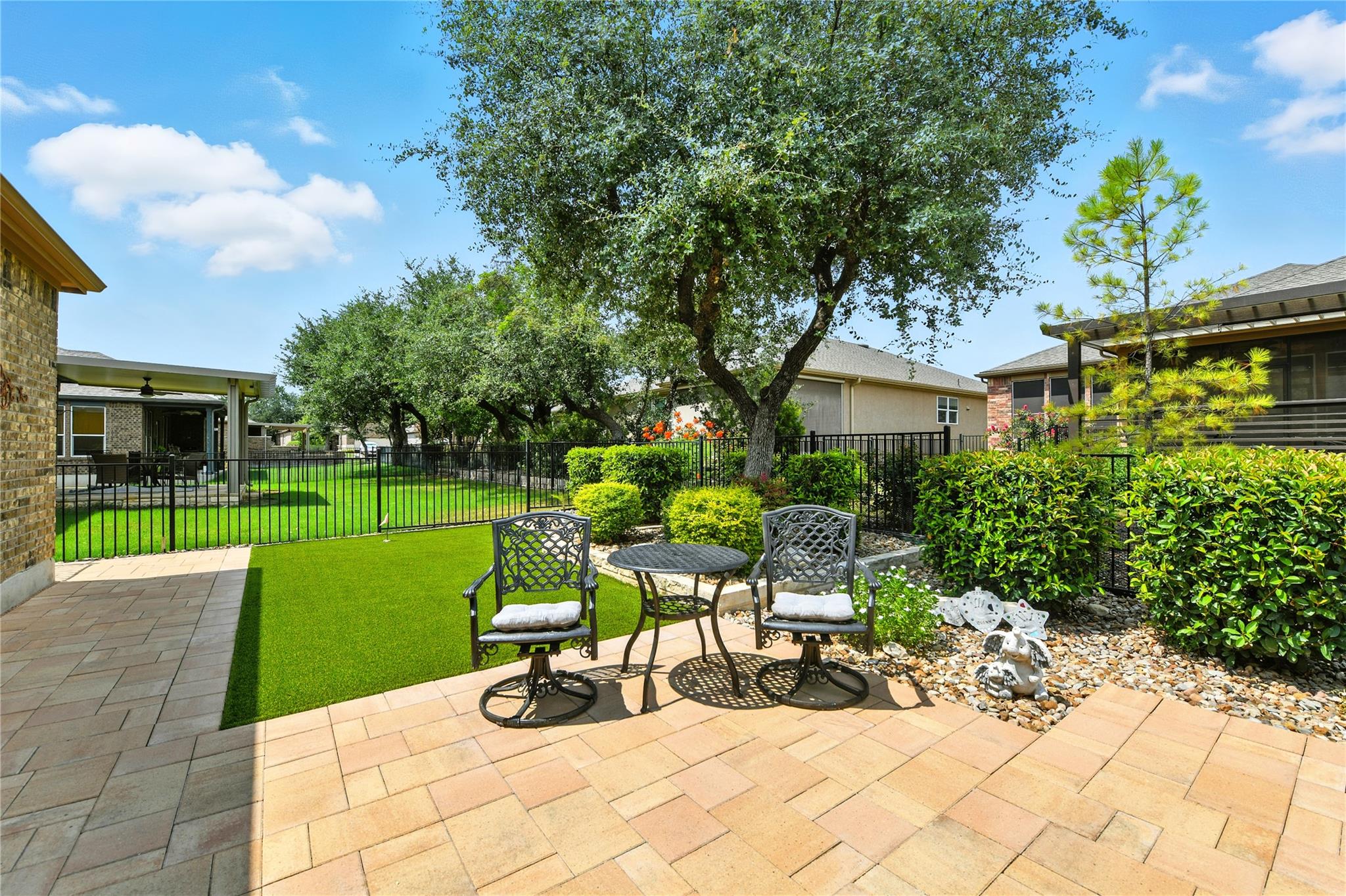 107 Calhoun Ln, Georgetown, TX 78633