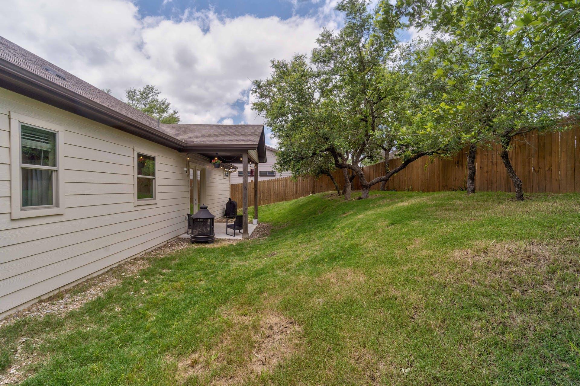 10129 Longhorn Skwy, Dripping Springs, TX 78620