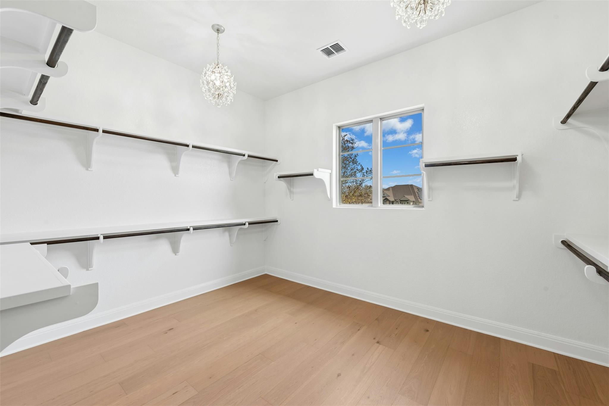 401 Brave Face St, Leander, TX 78641