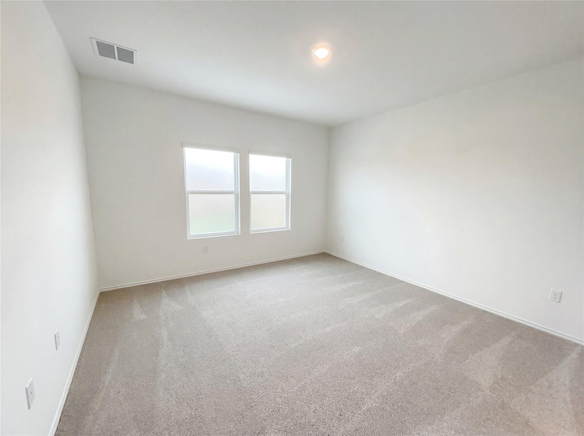 501 Vantage Dr, Hutto, TX 78634