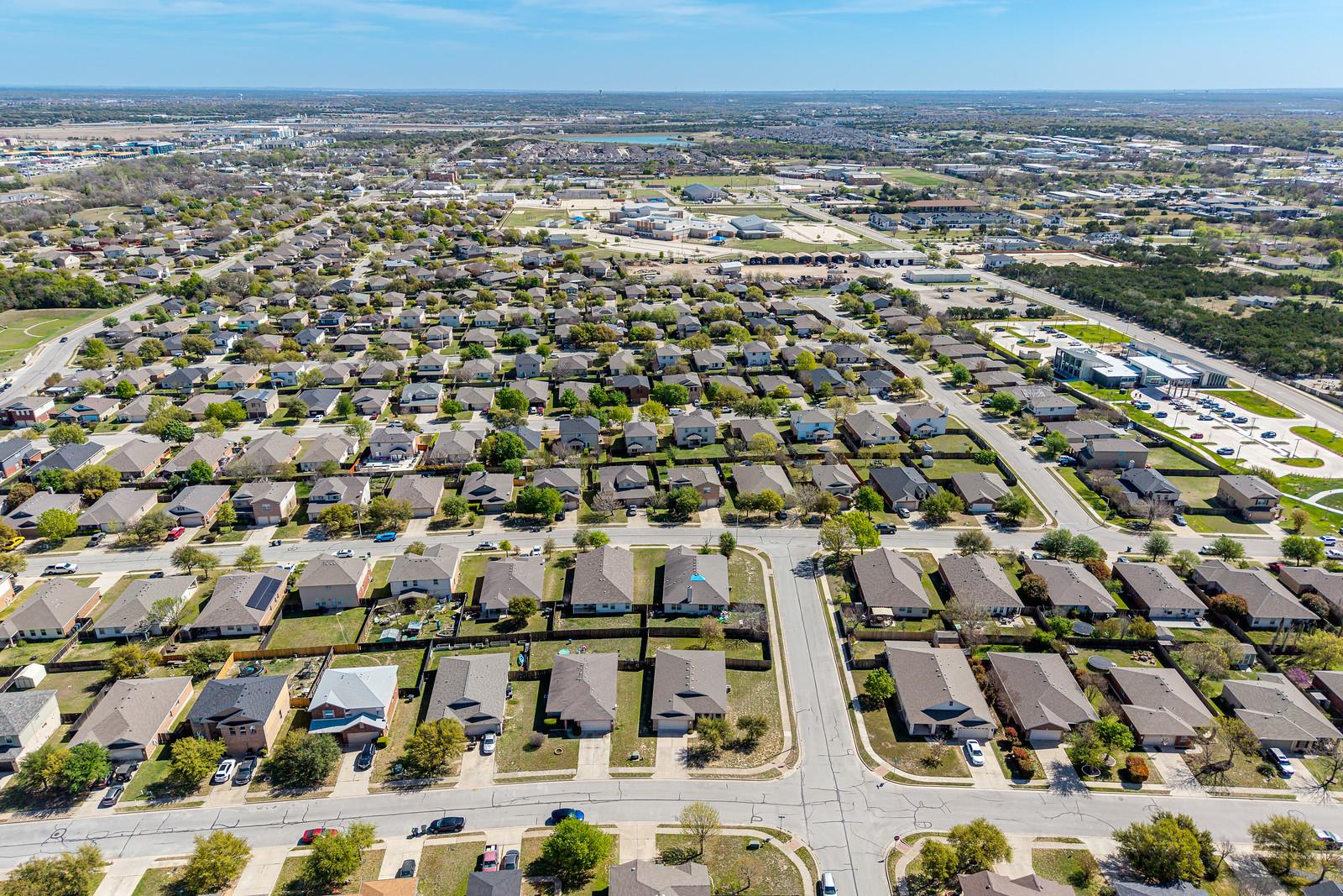 210 Carol Ave, Leander, TX 78641