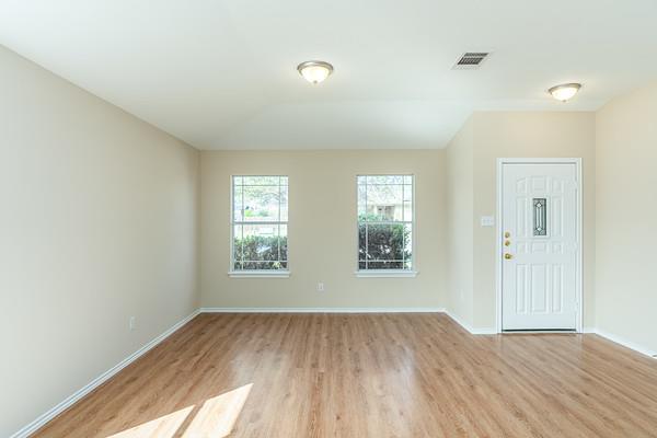 210 Carol Ave, Leander, TX 78641