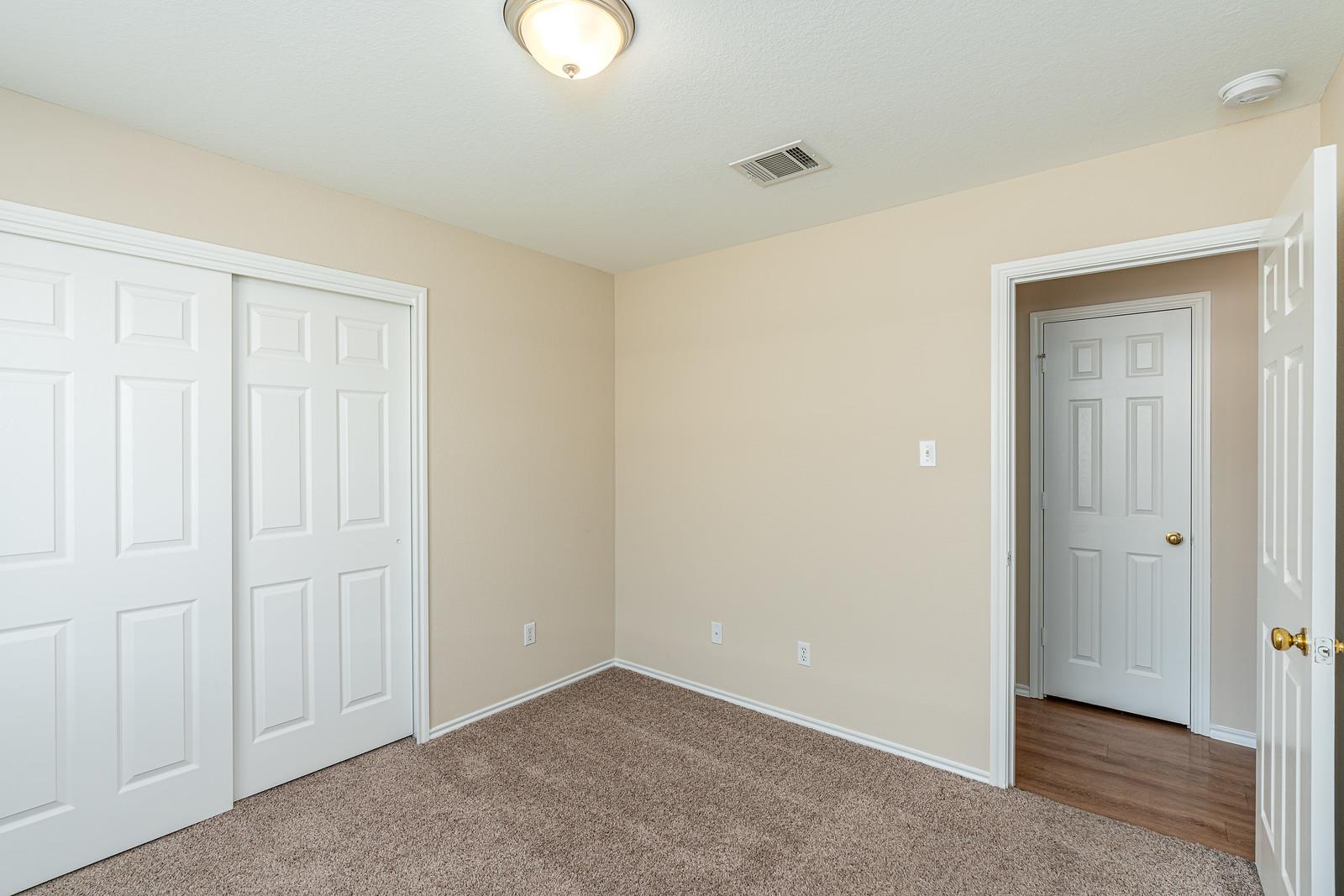 210 Carol Ave, Leander, TX 78641