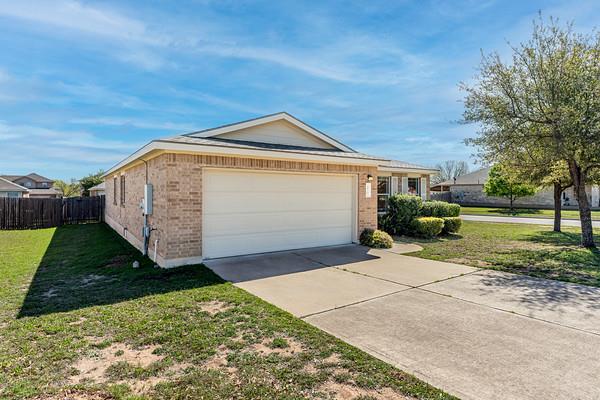 210 Carol Ave, Leander, TX 78641