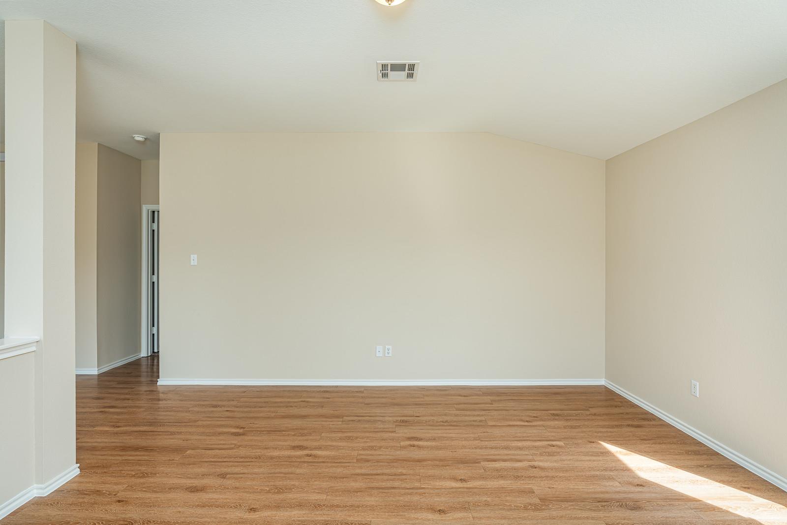 210 Carol Ave, Leander, TX 78641