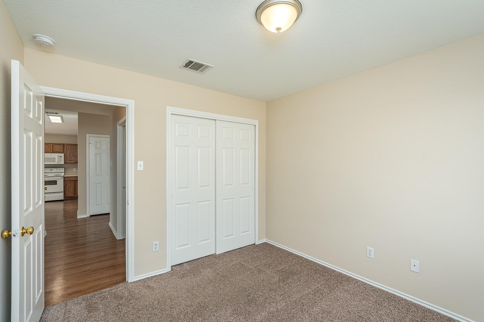 210 Carol Ave, Leander, TX 78641