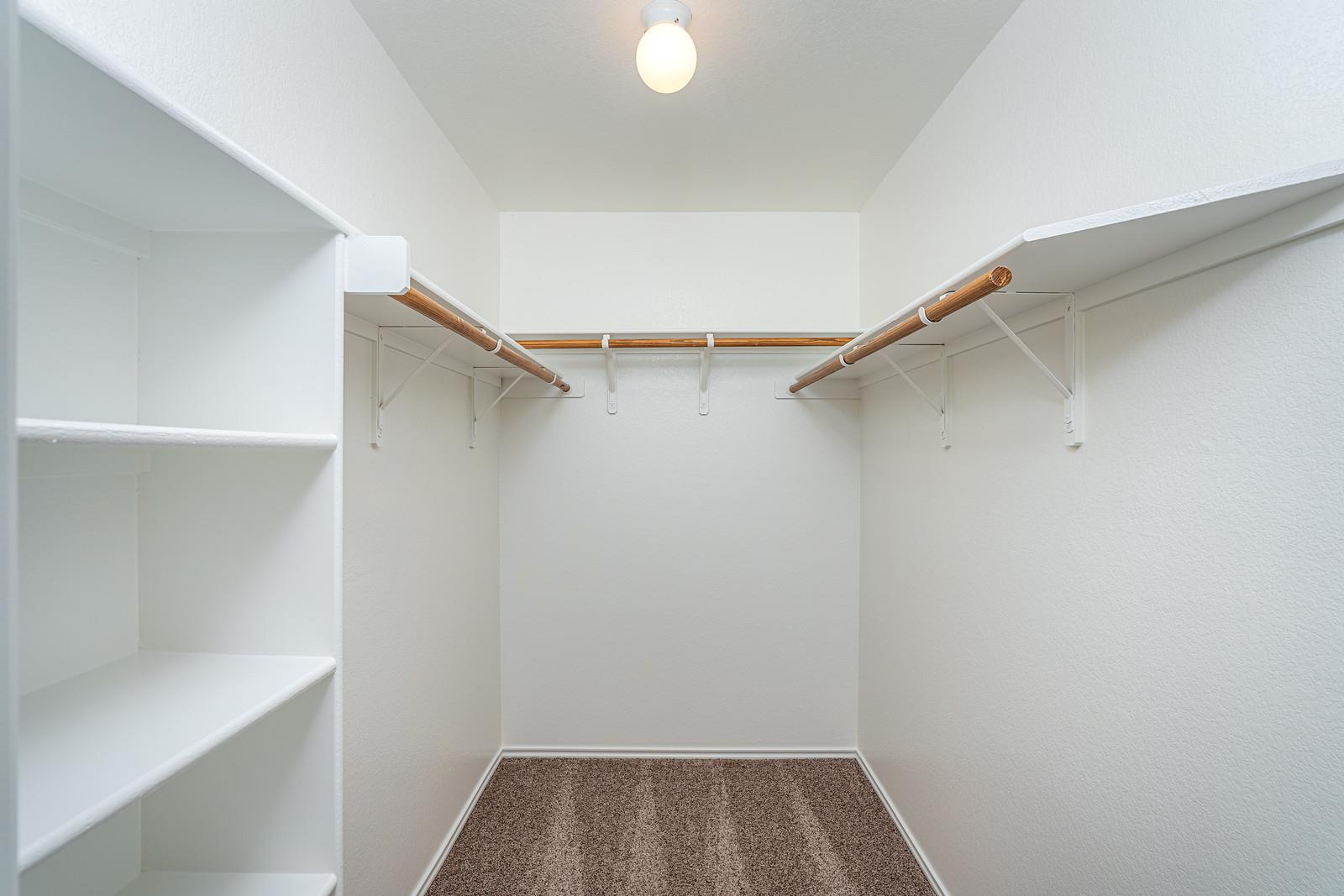 210 Carol Ave, Leander, TX 78641