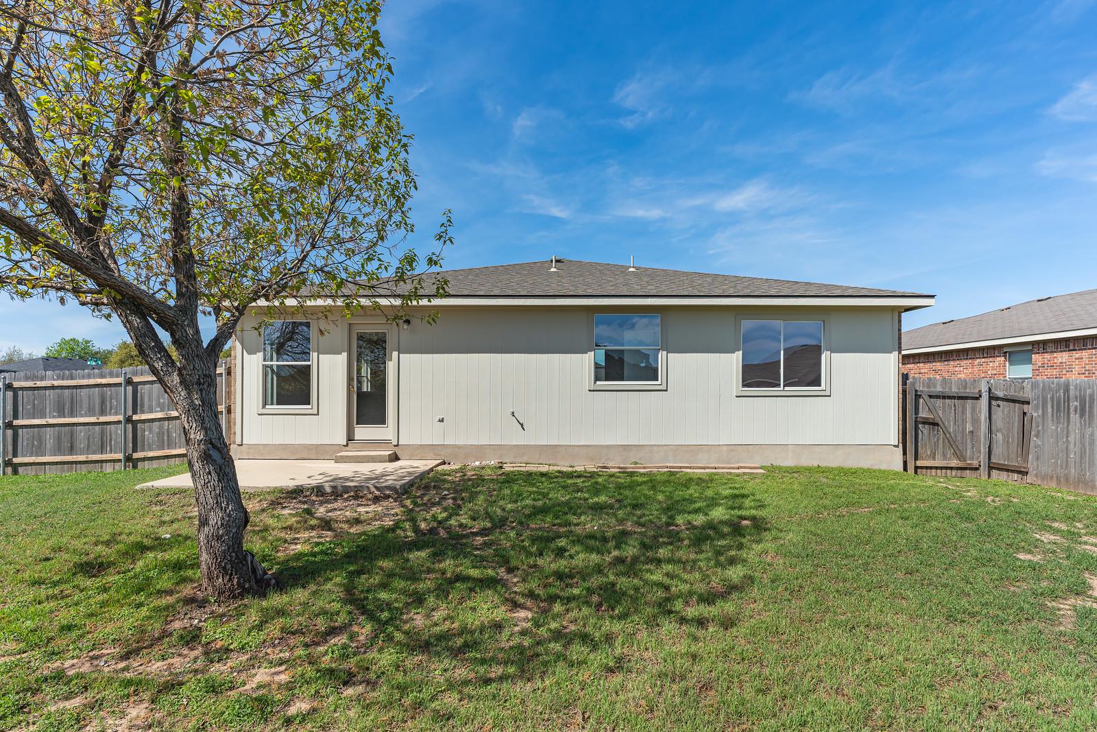 210 Carol Ave, Leander, TX 78641