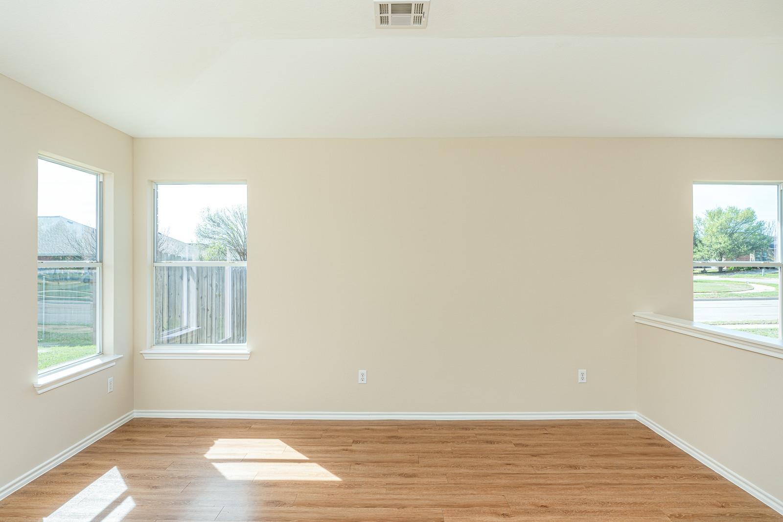 210 Carol Ave, Leander, TX 78641