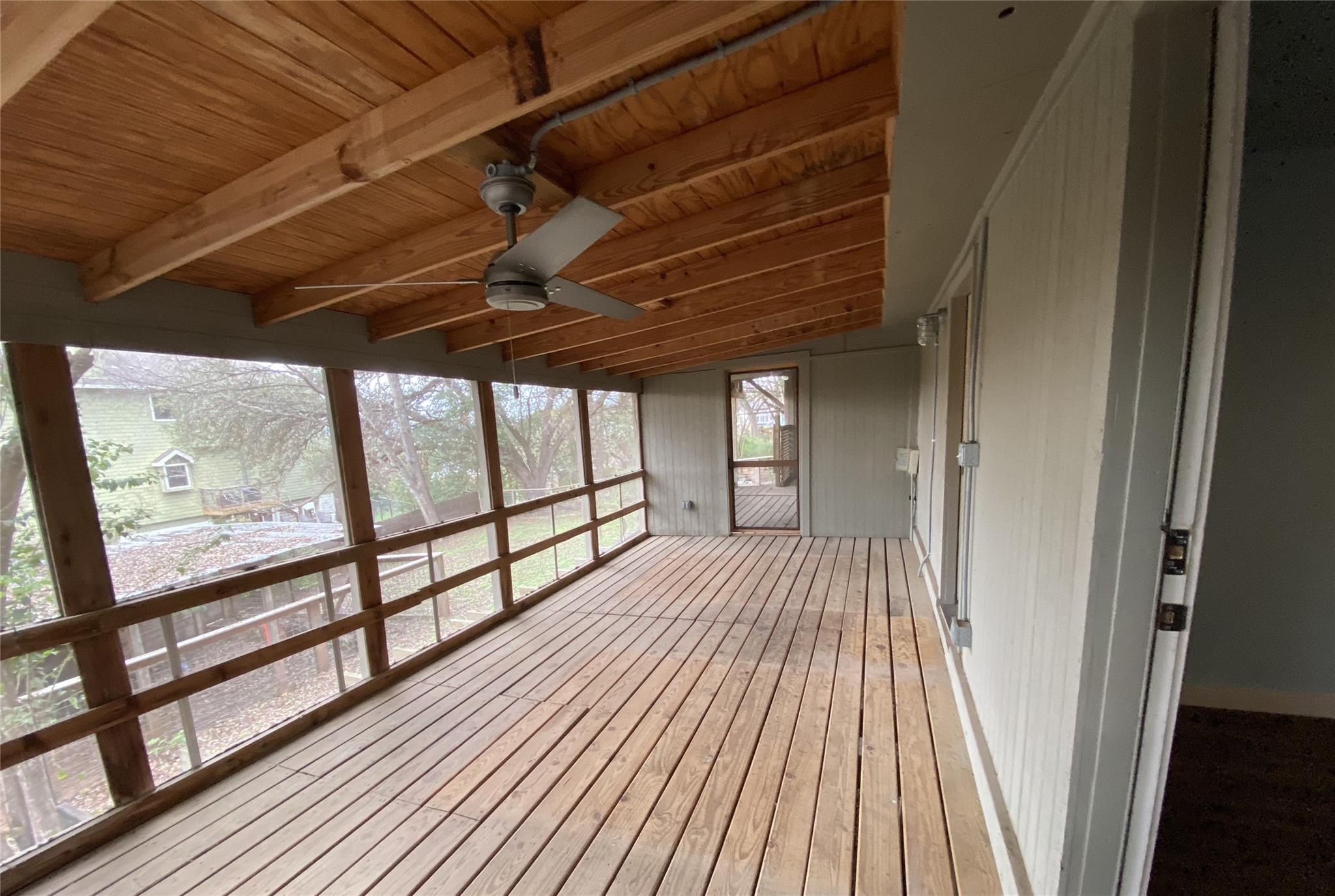 1000 Linscomb Dr, Austin, TX 78734