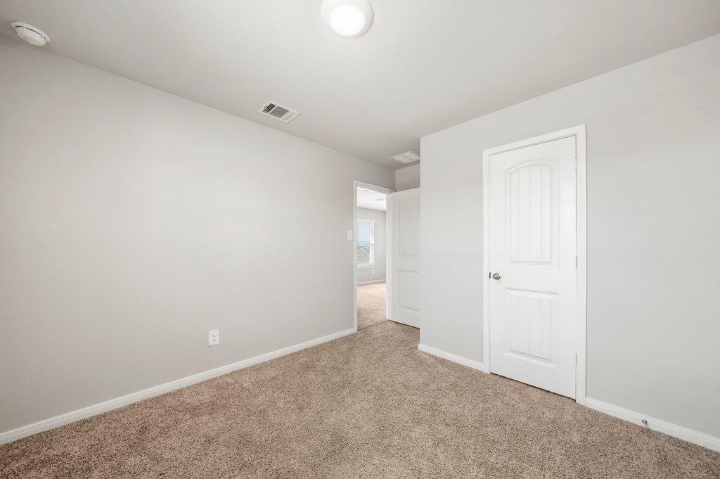 154 Solitude Dr, San Marcos, TX 78666