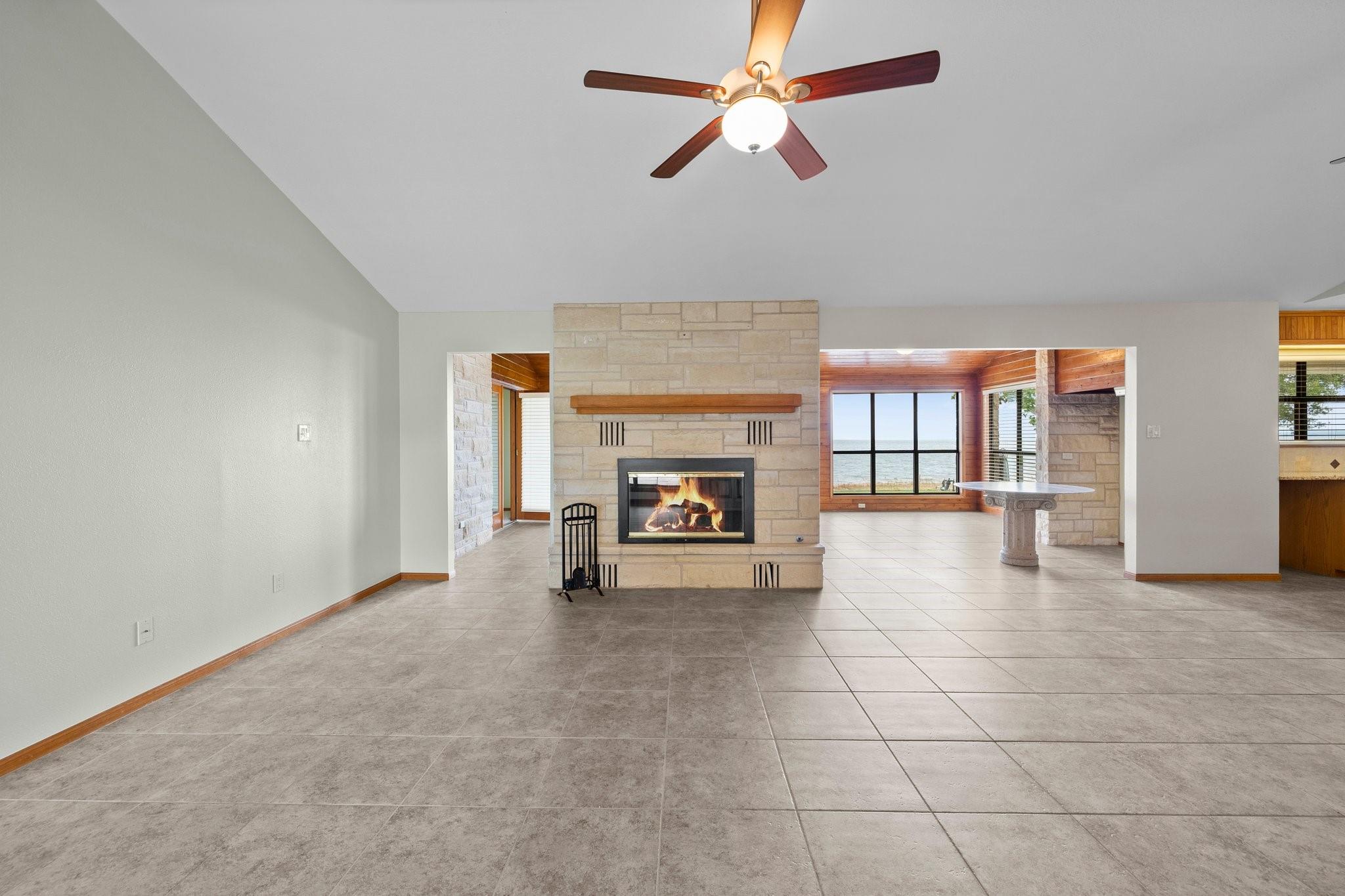 209 Senisa Dr, Buchanan Dam, TX 78609