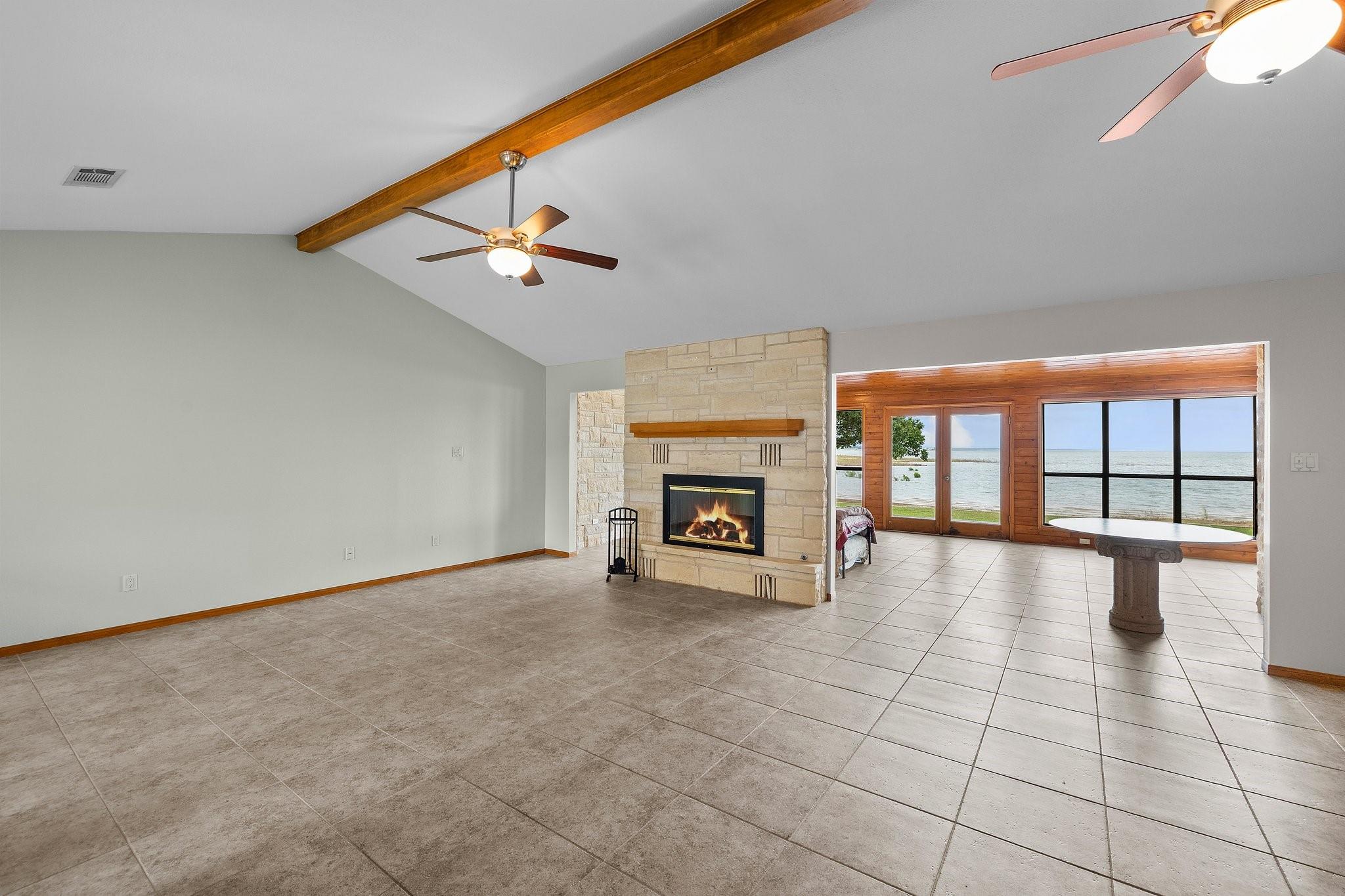 209 Senisa Dr, Buchanan Dam, TX 78609