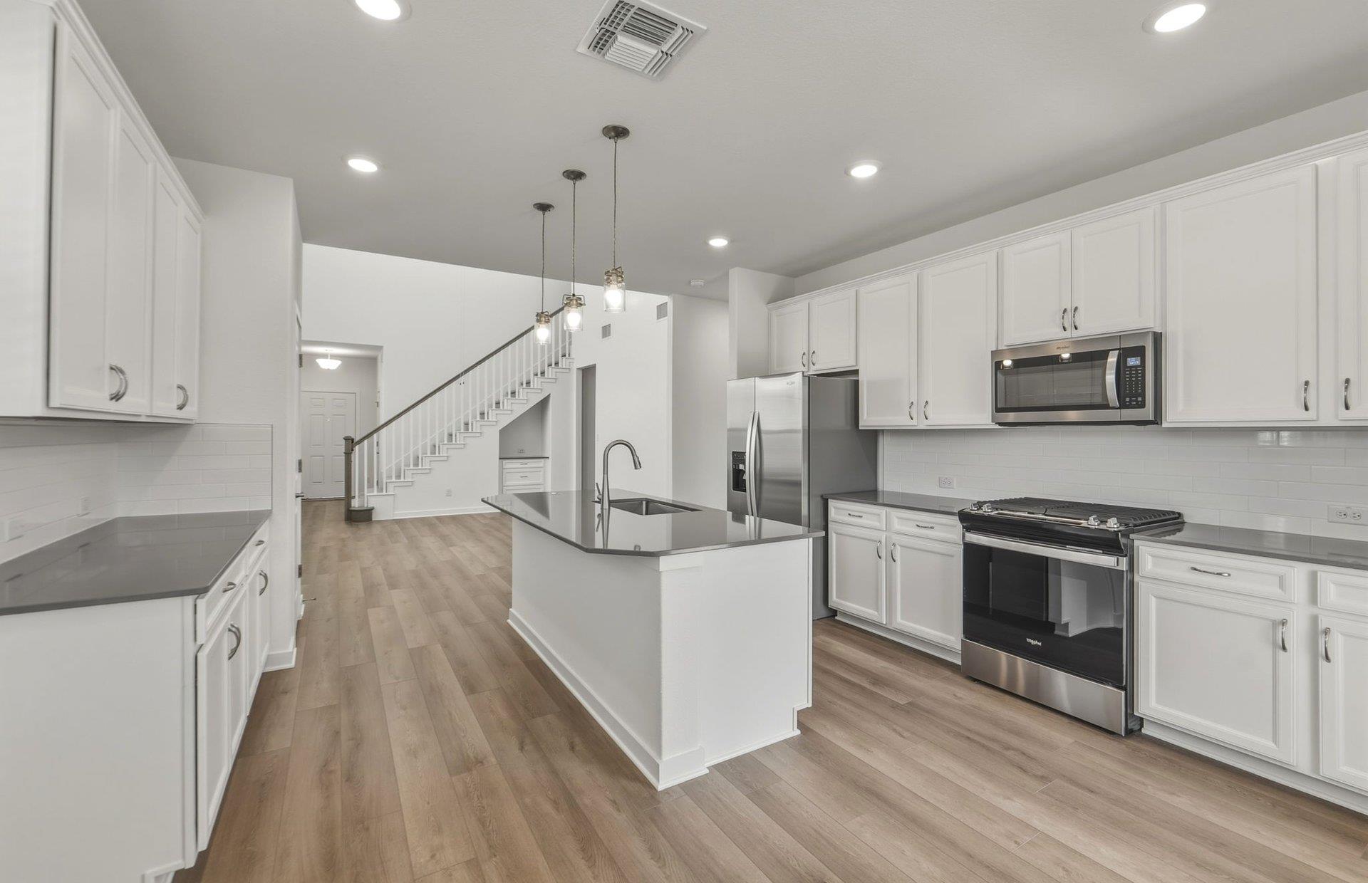 120 Singing Dove Way, Liberty Hill, TX 78642