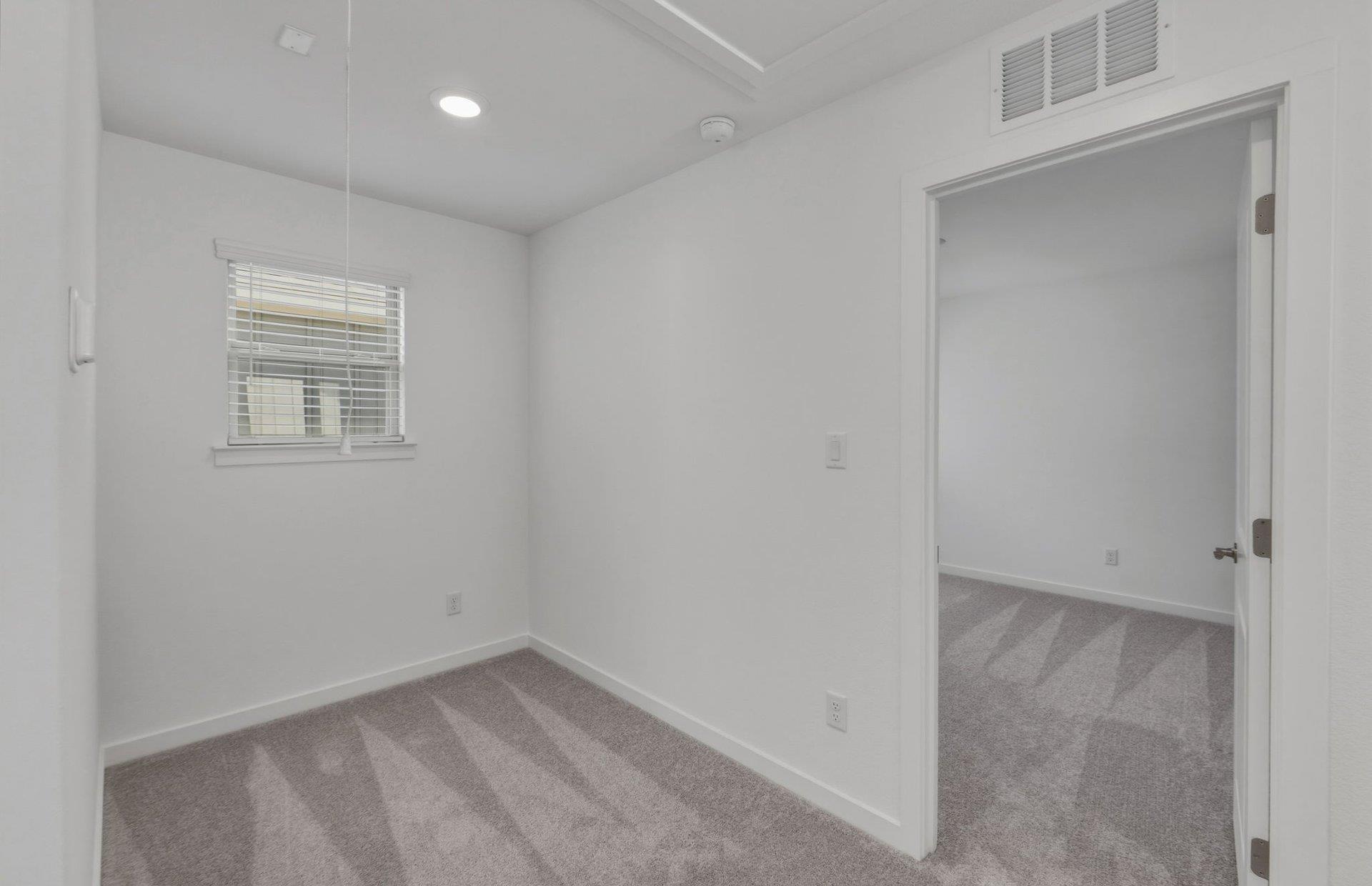 120 Singing Dove Way, Liberty Hill, TX 78642