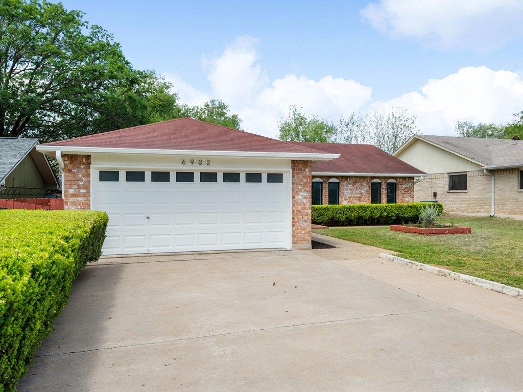 6902 Meadow Run, Austin, TX 78745