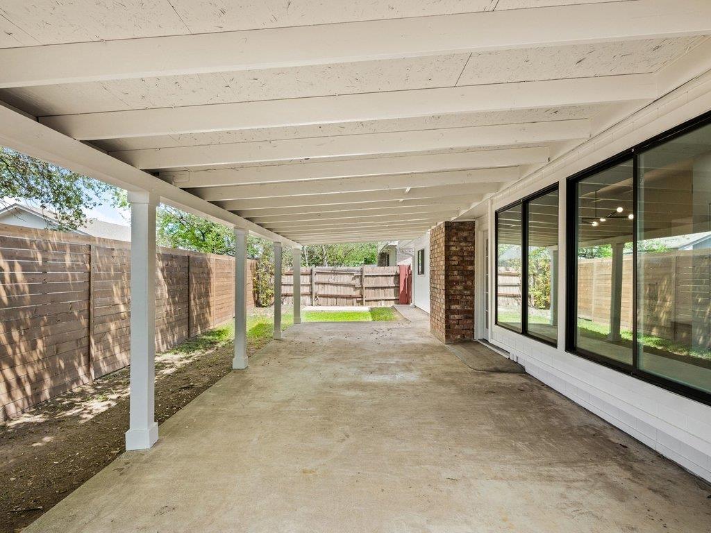 6902 Meadow Run, Austin, TX 78745