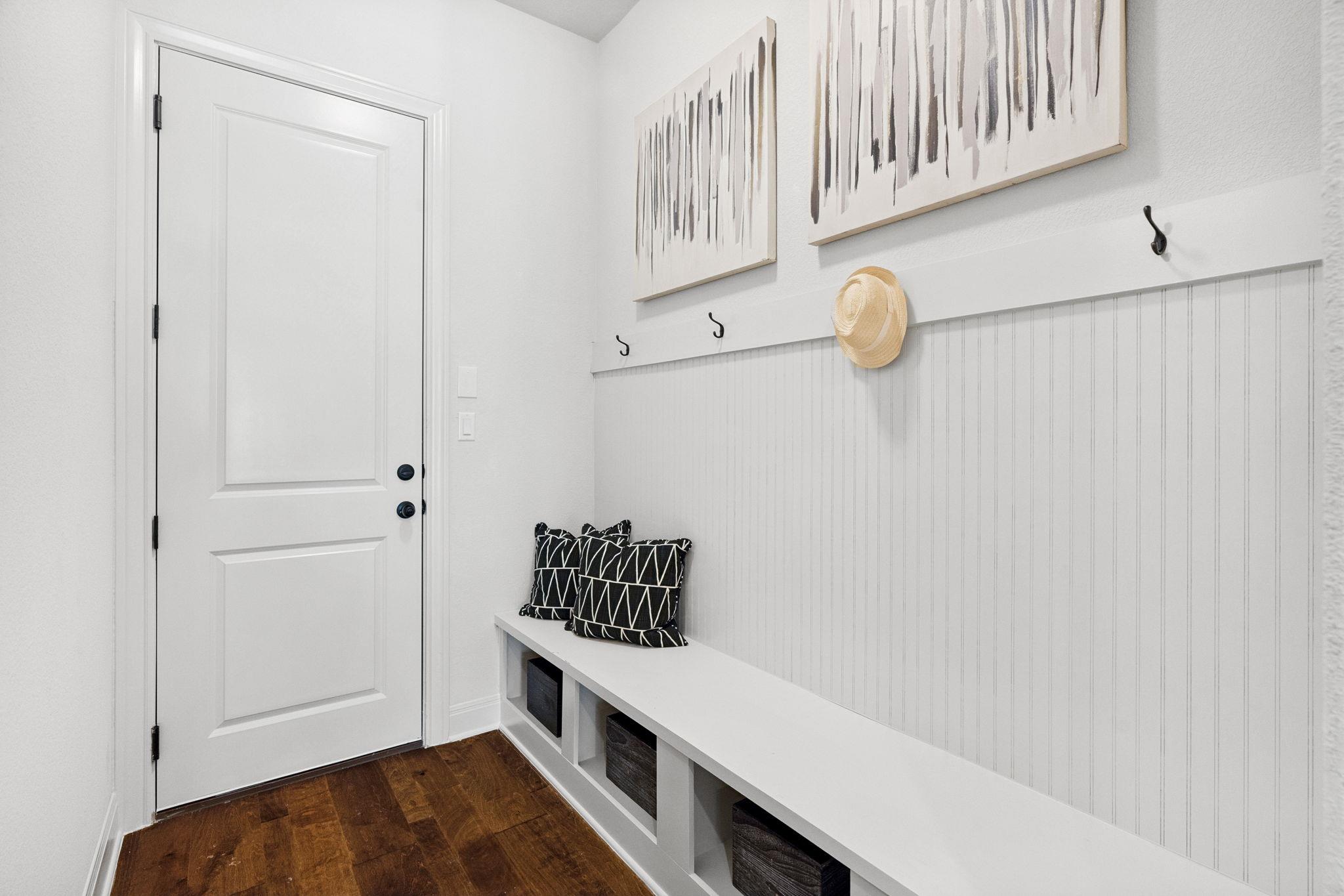 377 Bristlecone Dr, Driftwood, TX 78619