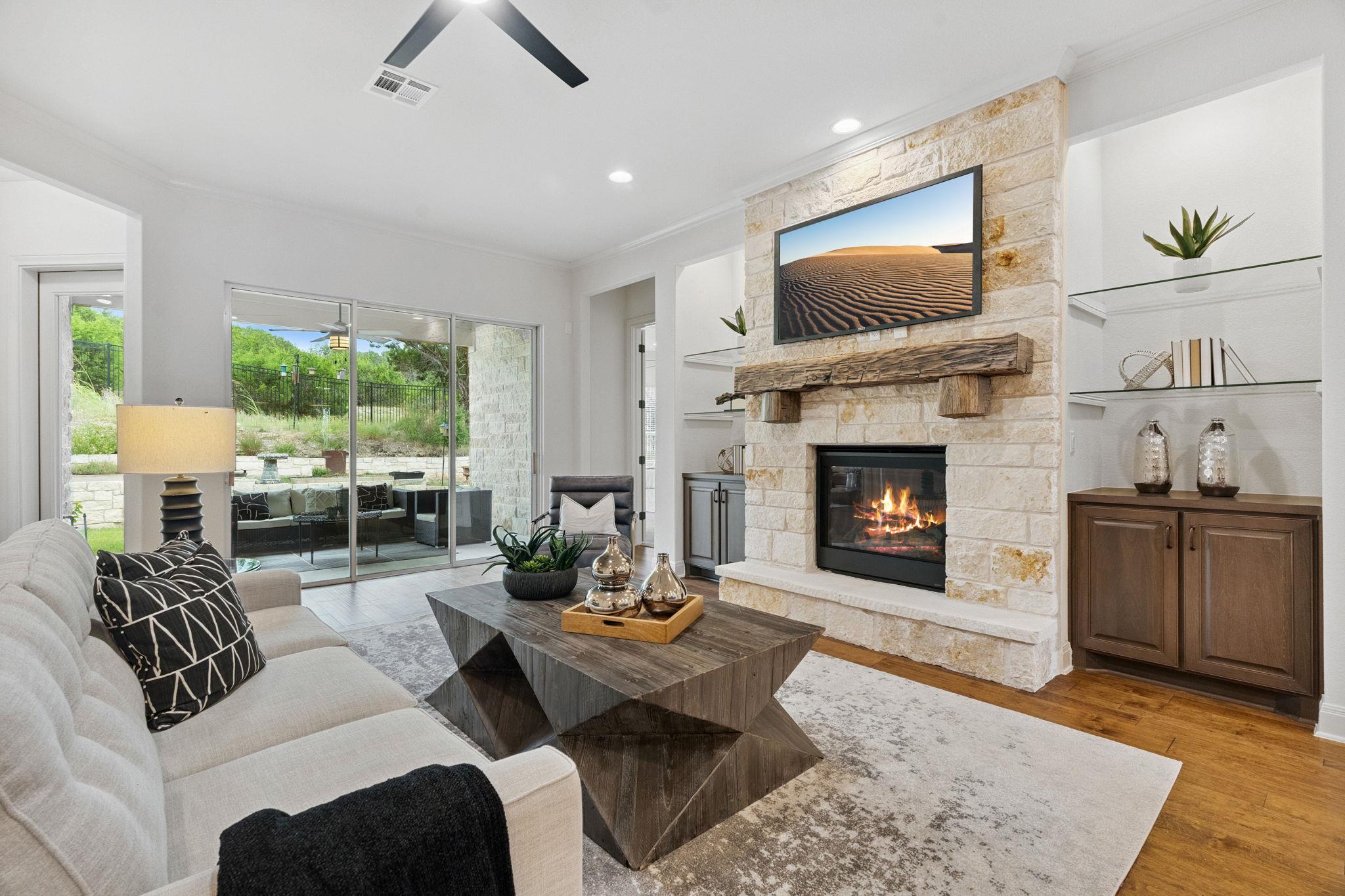 377 Bristlecone Dr, Driftwood, TX 78619