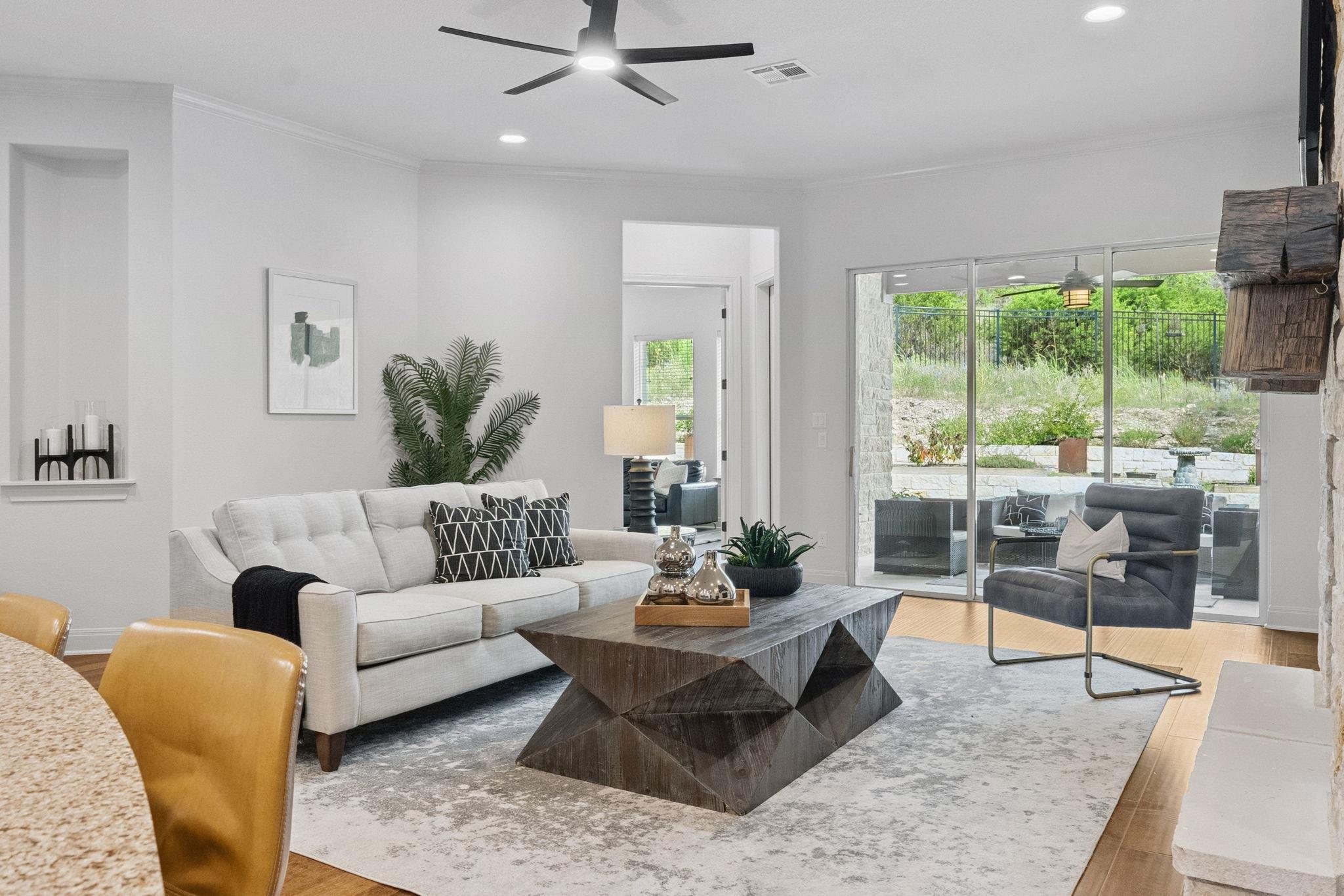 377 Bristlecone Dr, Driftwood, TX 78619