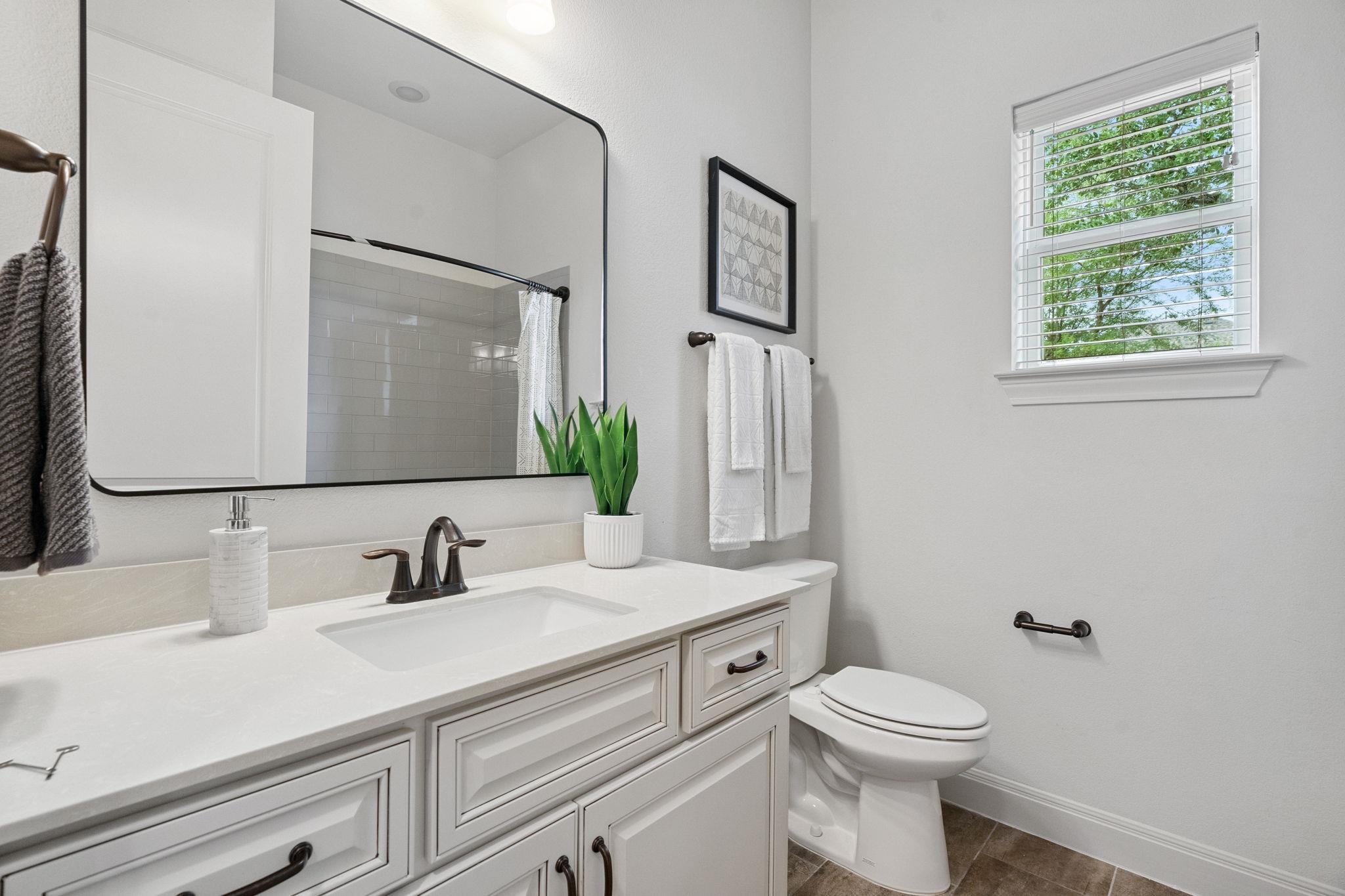 377 Bristlecone Dr, Driftwood, TX 78619