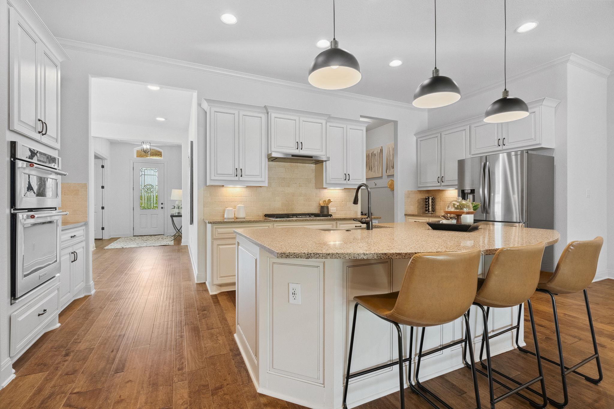 377 Bristlecone Dr, Driftwood, TX 78619