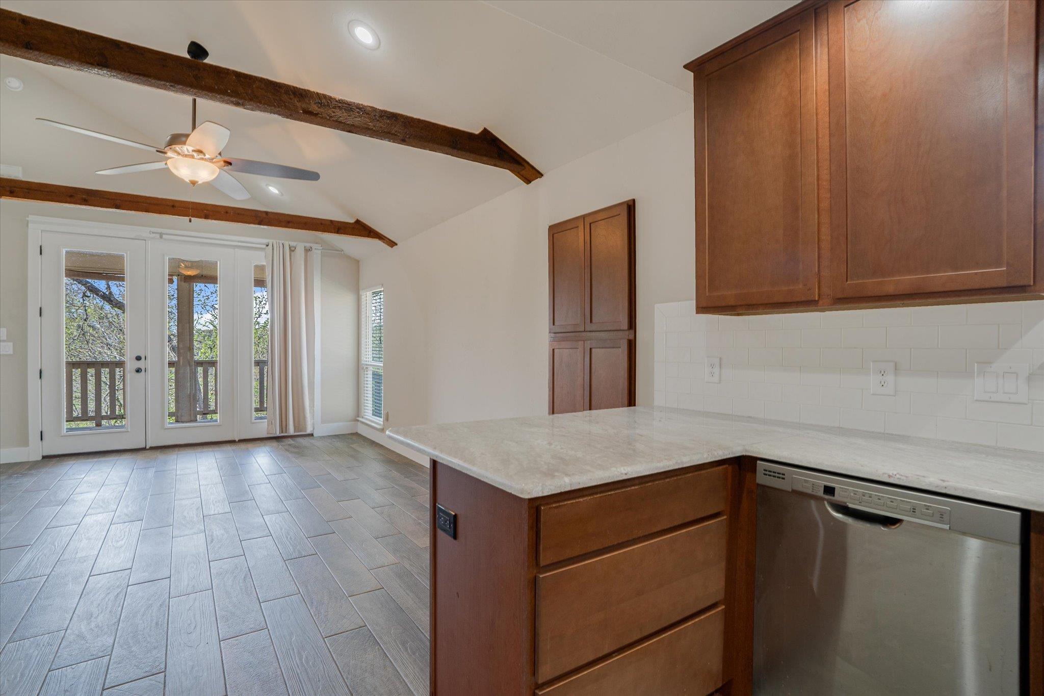 154 Woodcreek Dr # 1, Wimberley, TX 78676