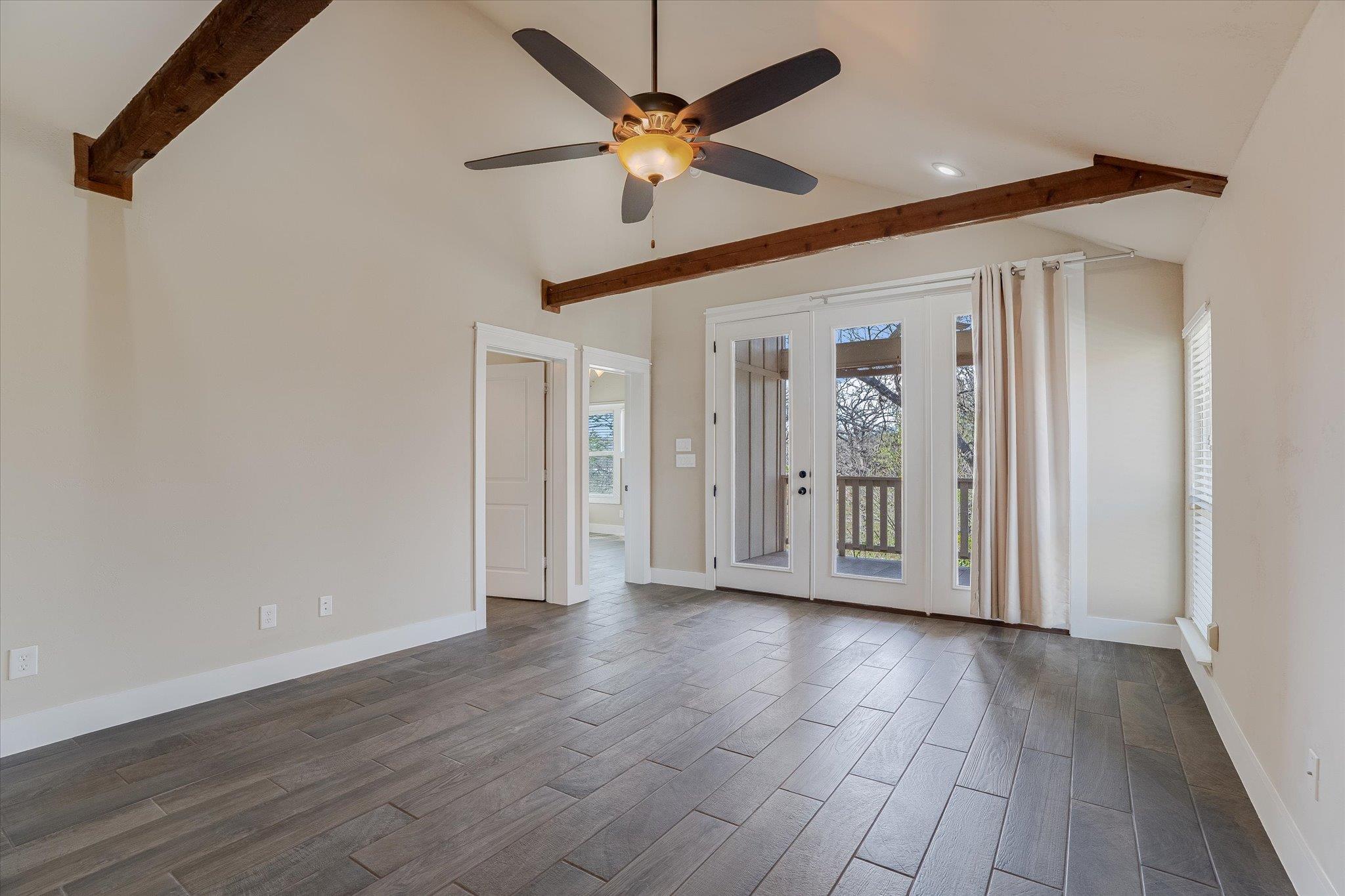 154 Woodcreek Dr # 1, Wimberley, TX 78676