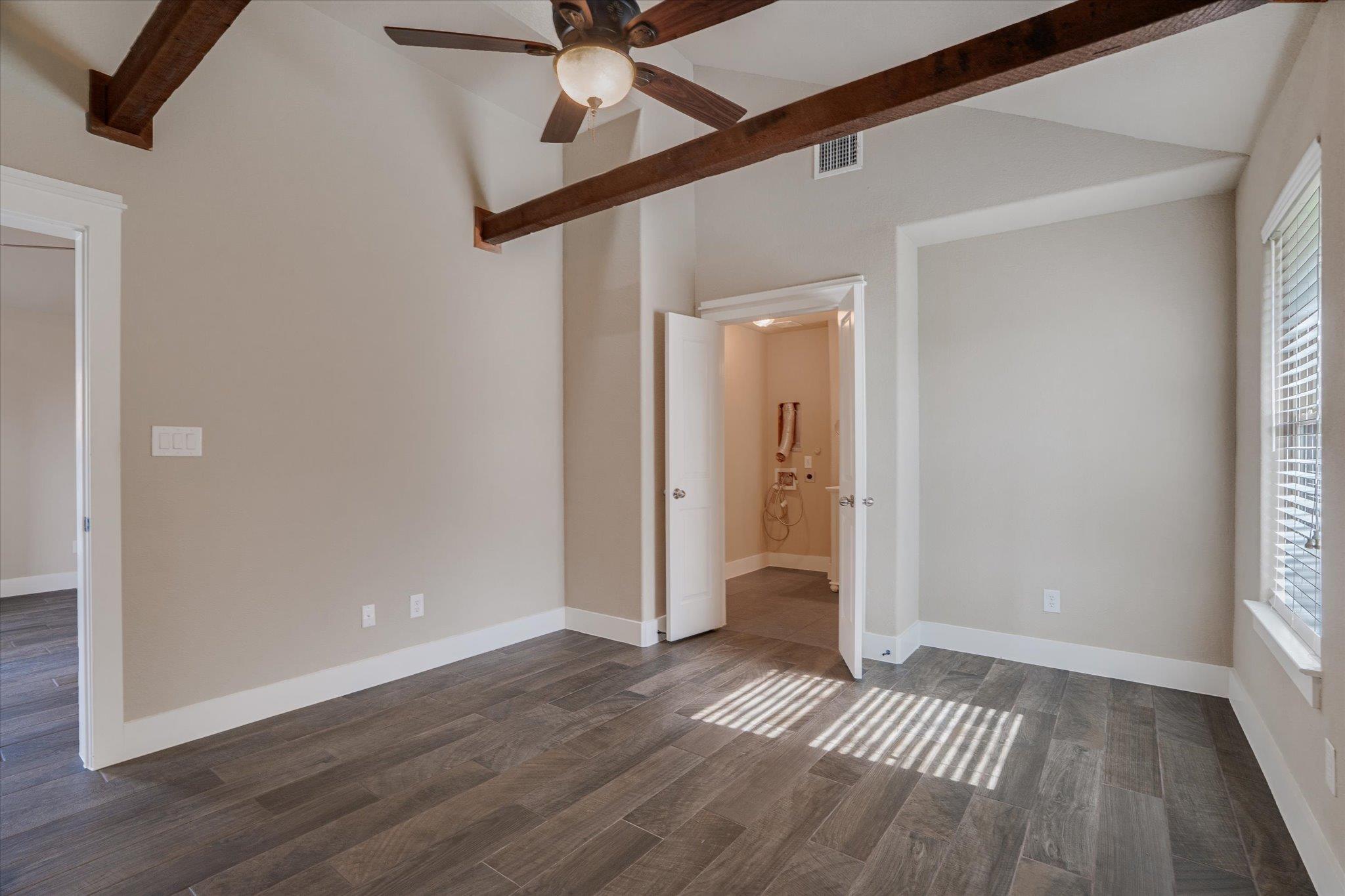 154 Woodcreek Dr # 1, Wimberley, TX 78676