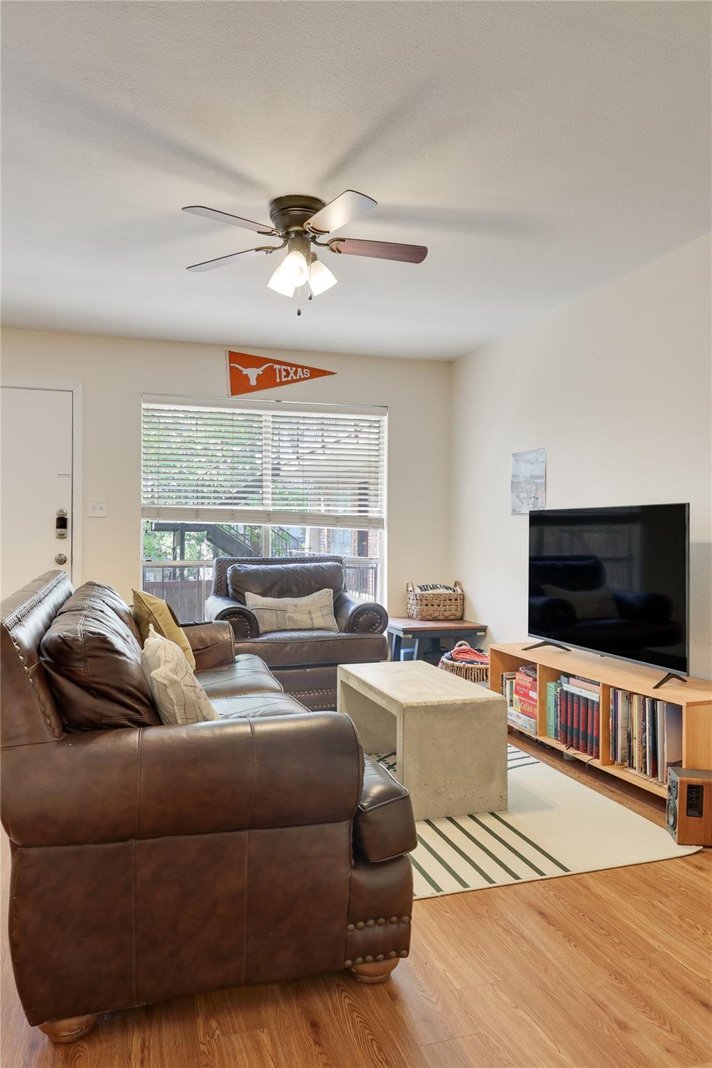 2207 Leon St # 204, Austin, TX 78705