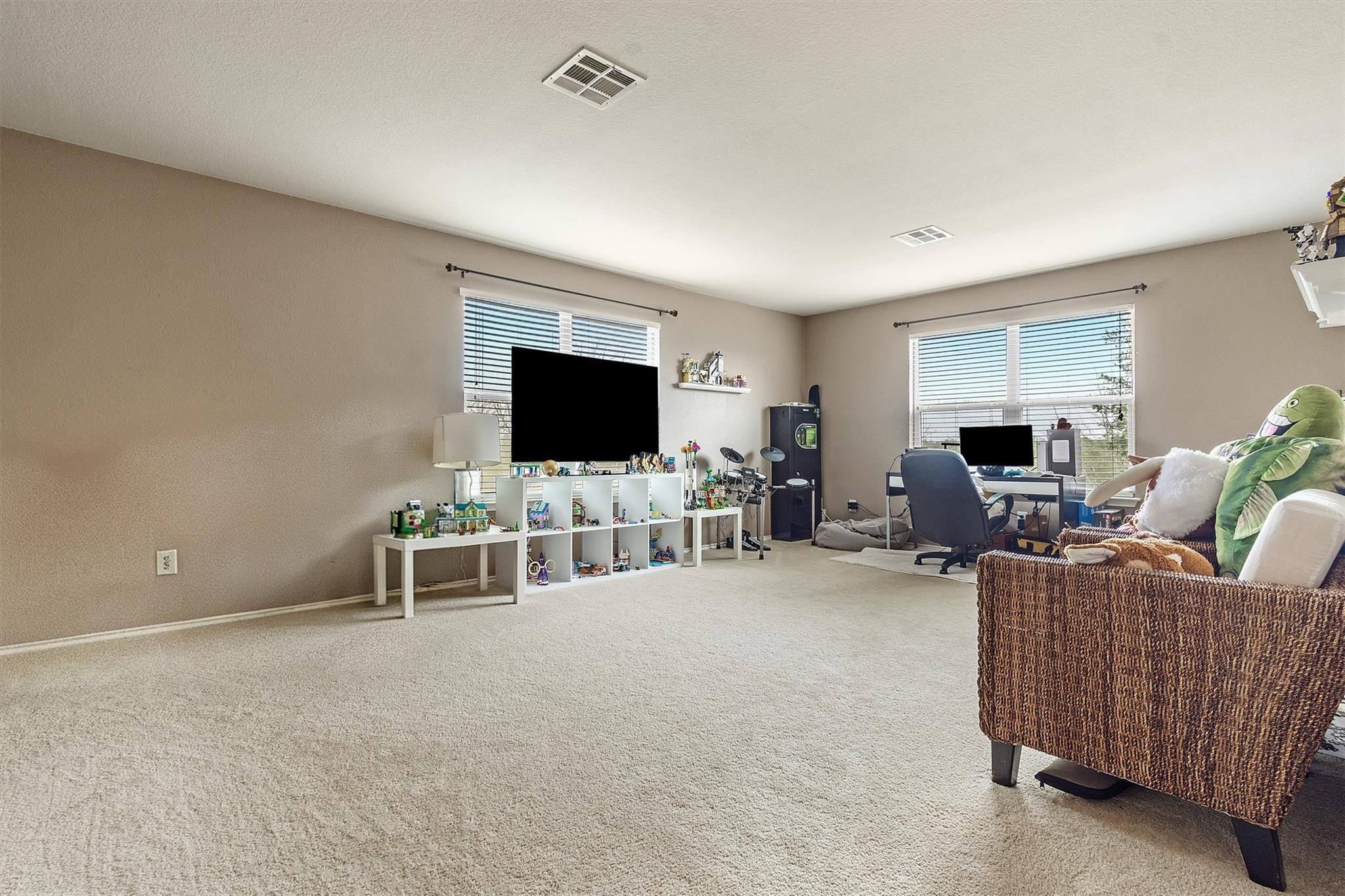 160 Japonica Ct, Kyle, TX 78640