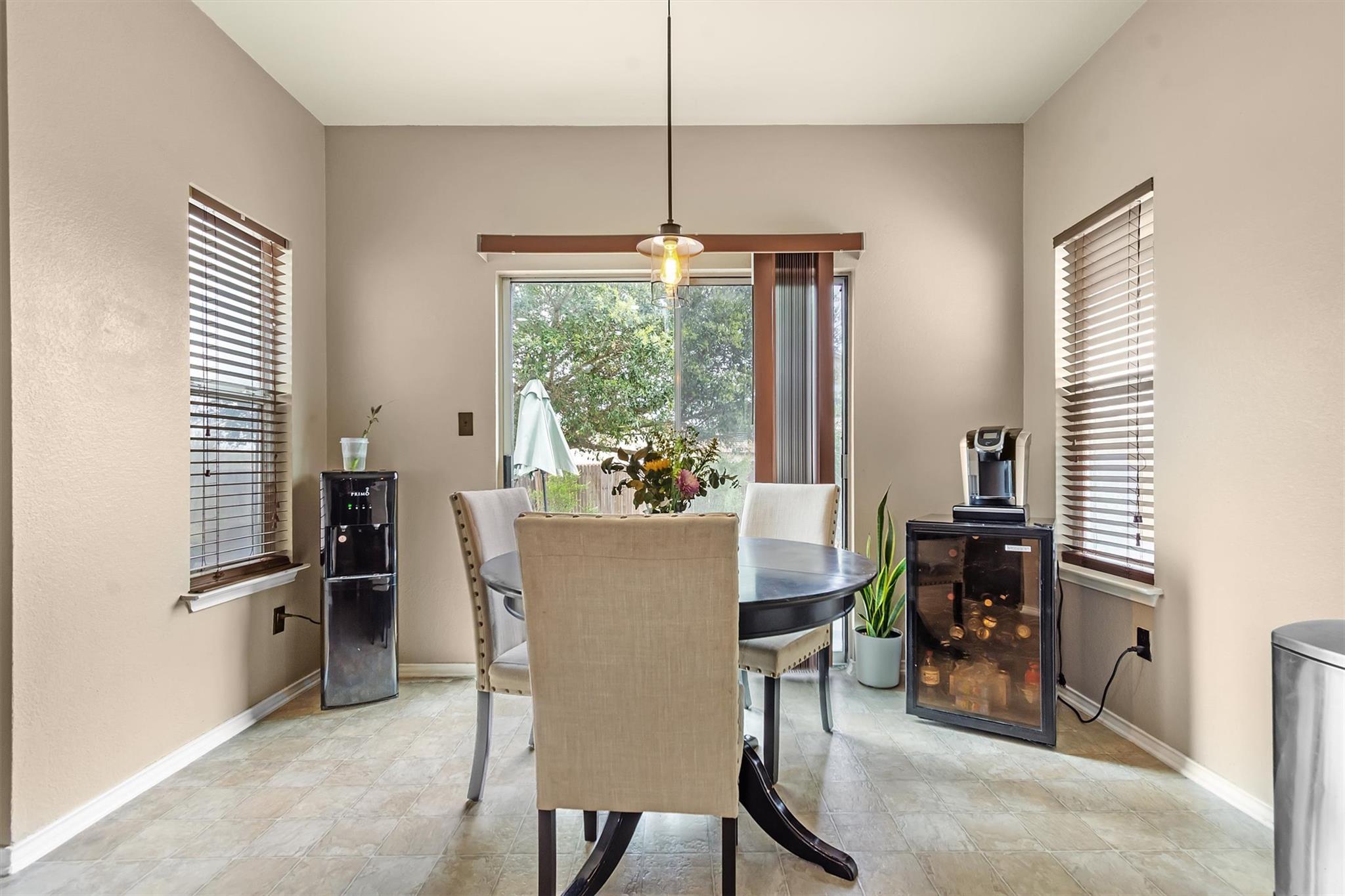 160 Japonica Ct, Kyle, TX 78640