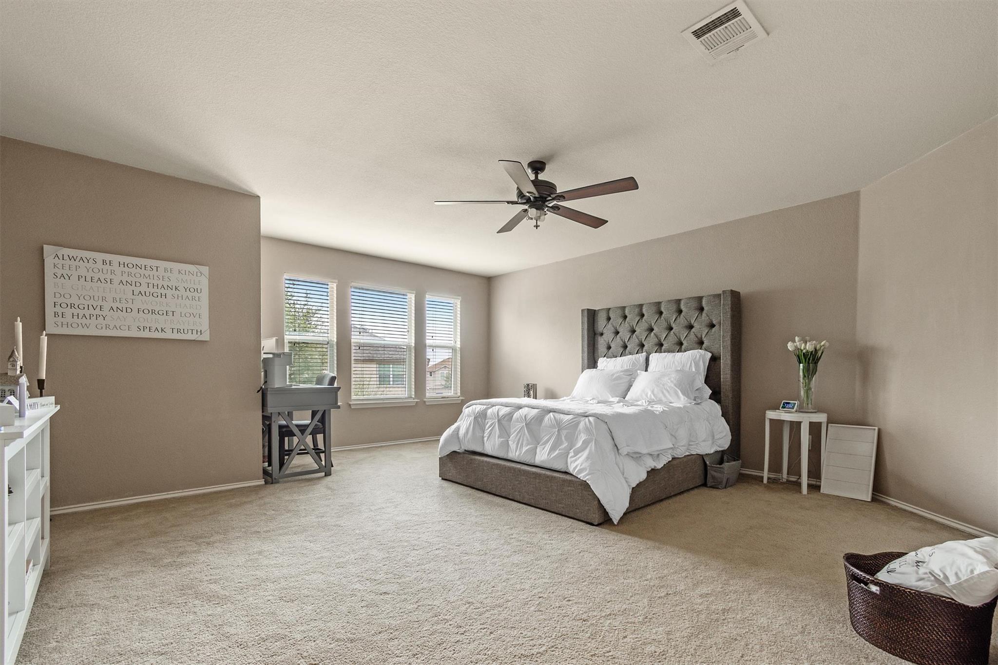 160 Japonica Ct, Kyle, TX 78640