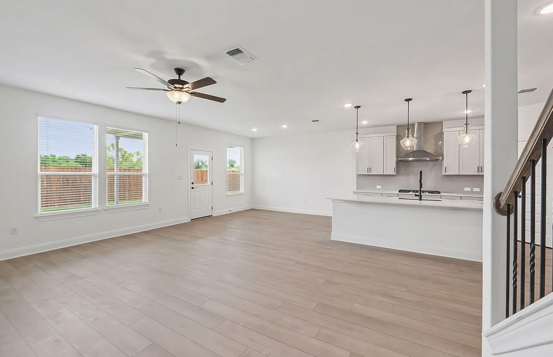 13516 Cerro Castellan Trce, Manor, TX 78653