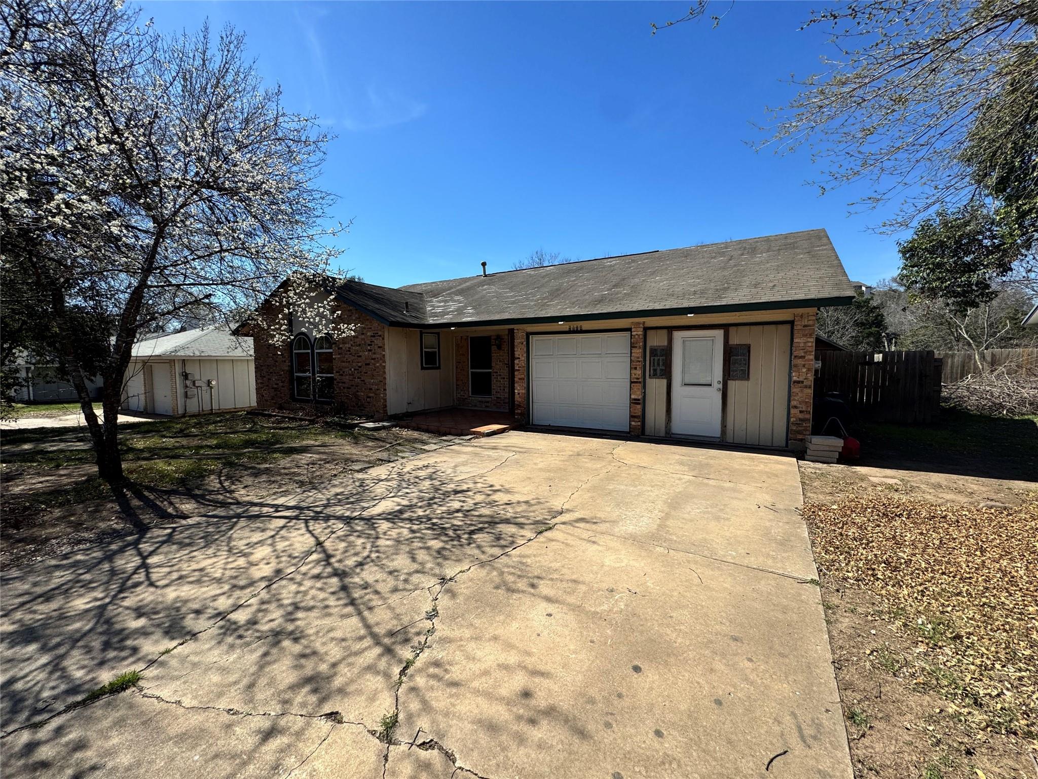 5914 Wagon Bnd, Austin, TX 78744