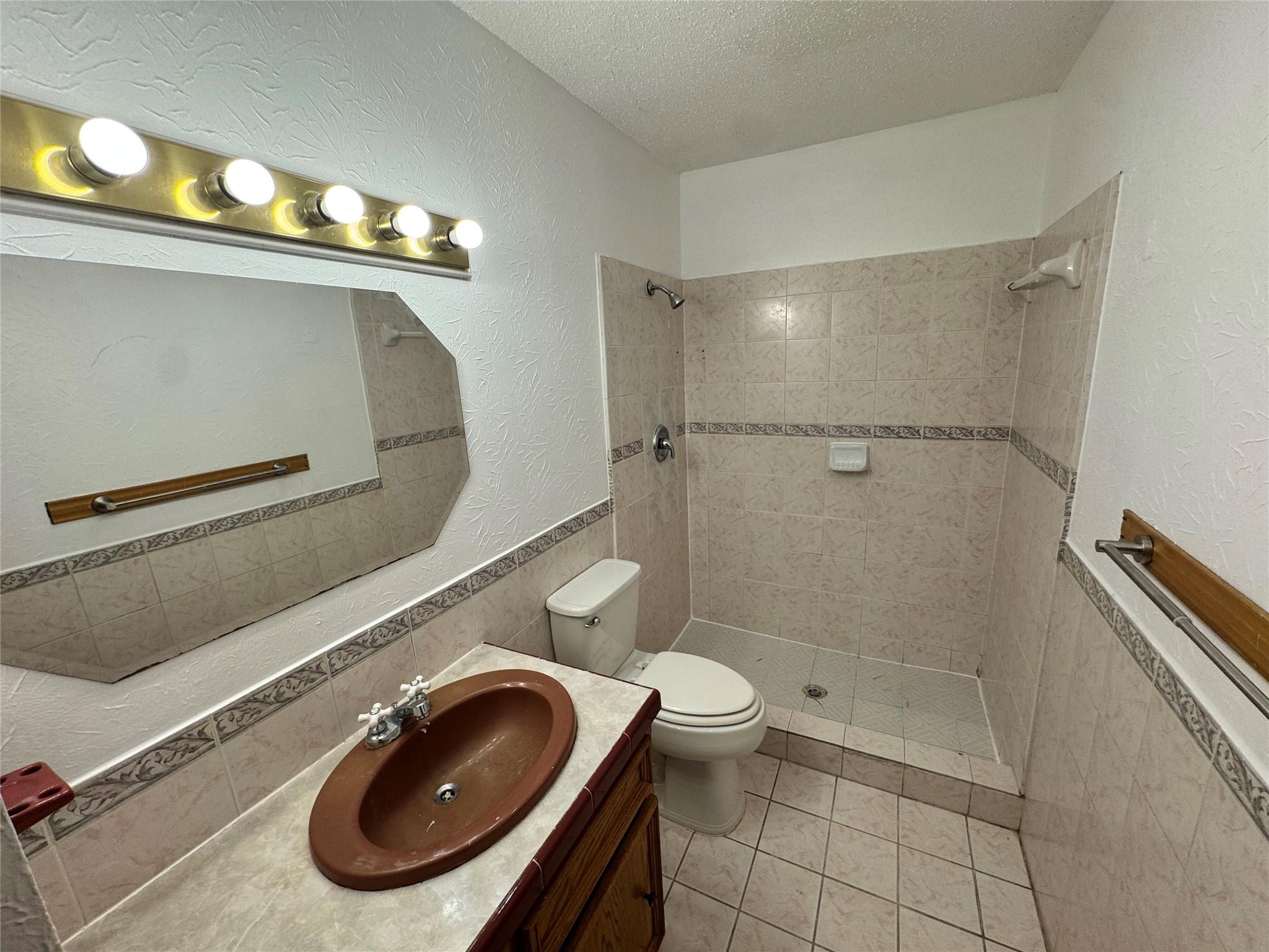 5914 Wagon Bnd, Austin, TX 78744