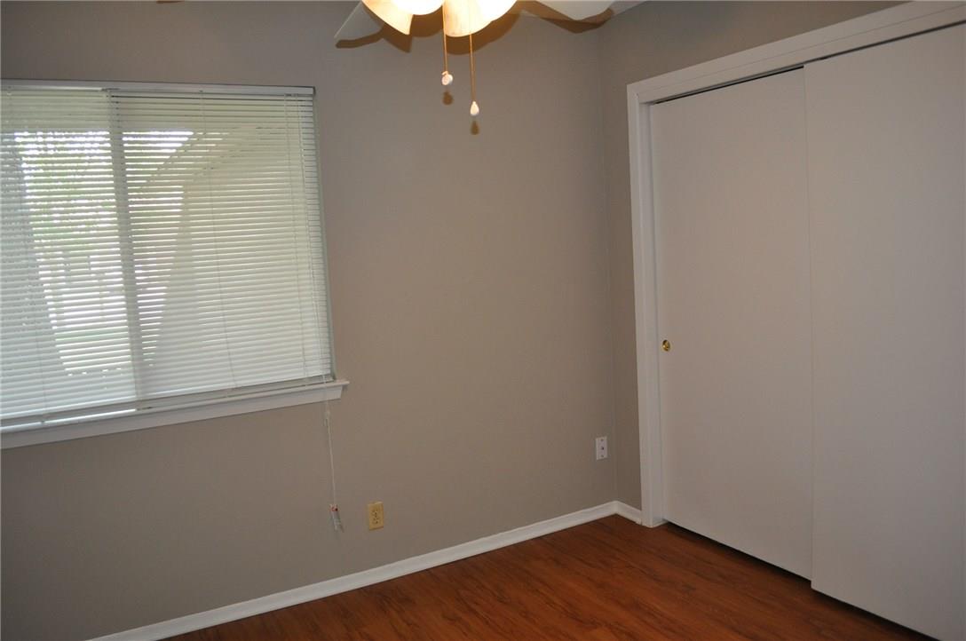 1205 Stoneoak Ln, Austin, TX 78745