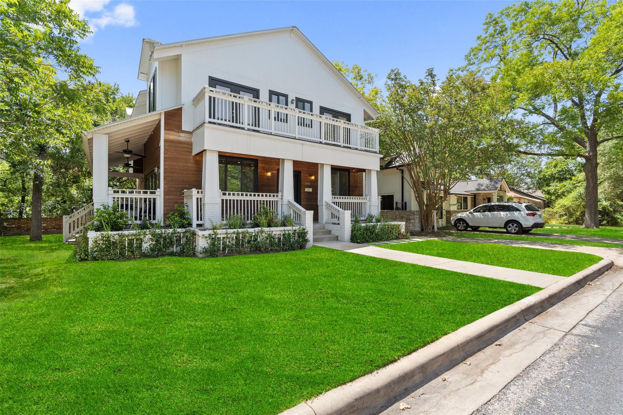 2413 Sharon Ln, Austin, TX 78703