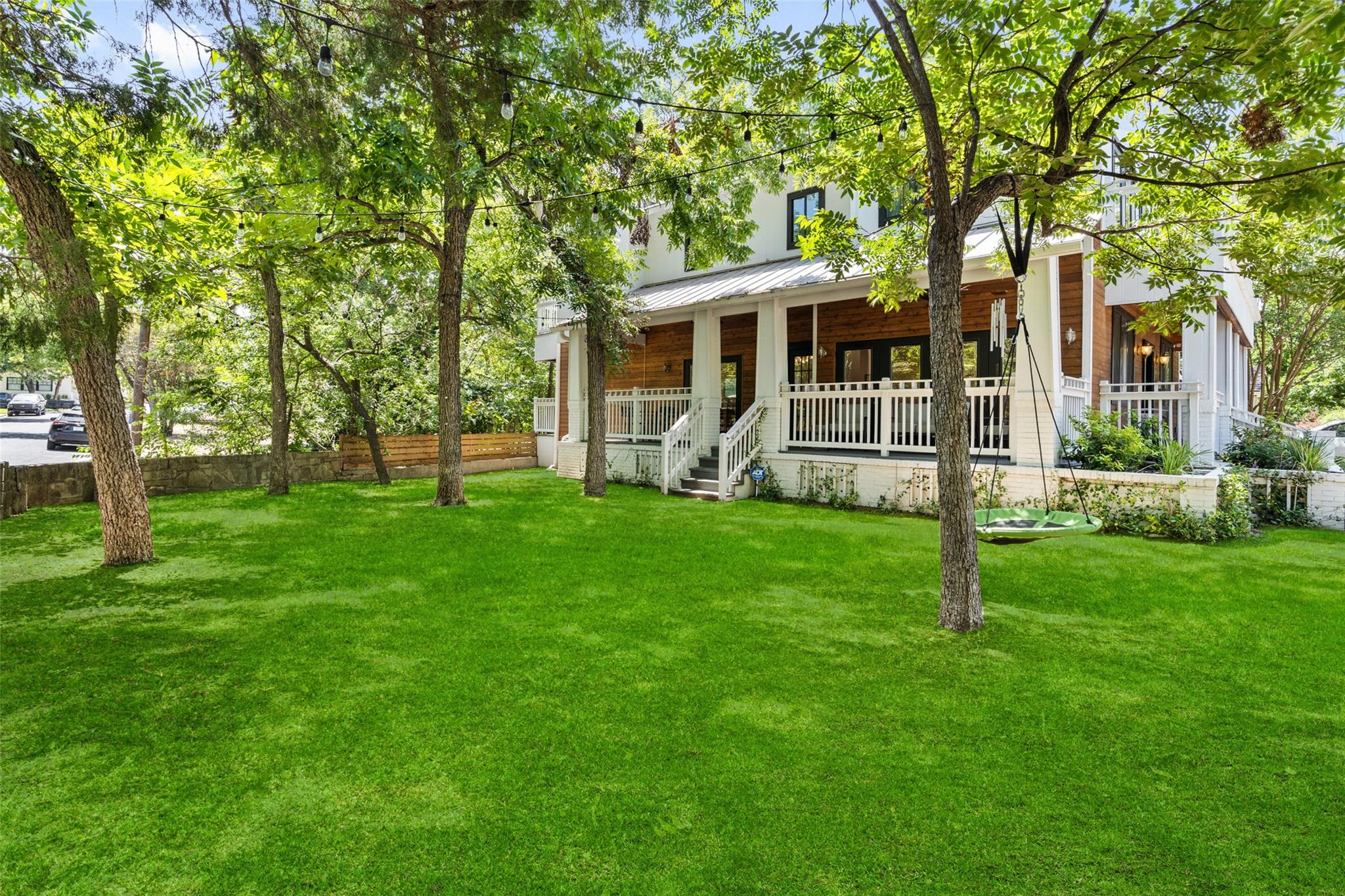 2413 Sharon Ln, Austin, TX 78703